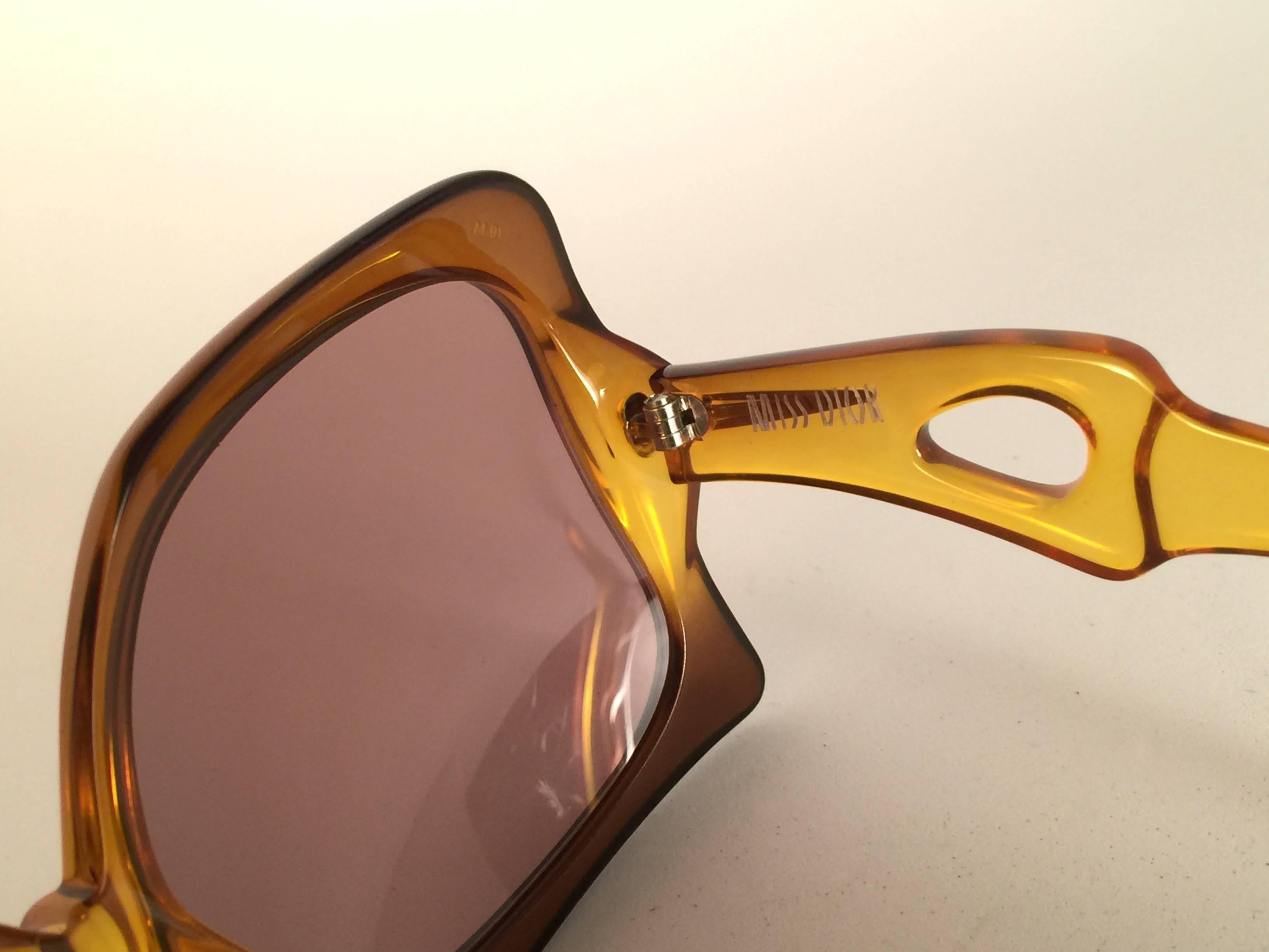 New Vintage Miss Dior Oversized Two Tone Optyl Collector Item Sunglasses Austria In New Condition In Baleares, Baleares