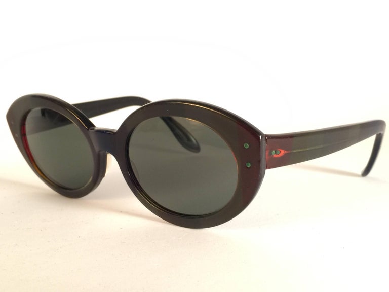 Black Mint Vintage Ray Ban Bewitching Multicolour Oval Grey Lenses Sunglasses For Sale