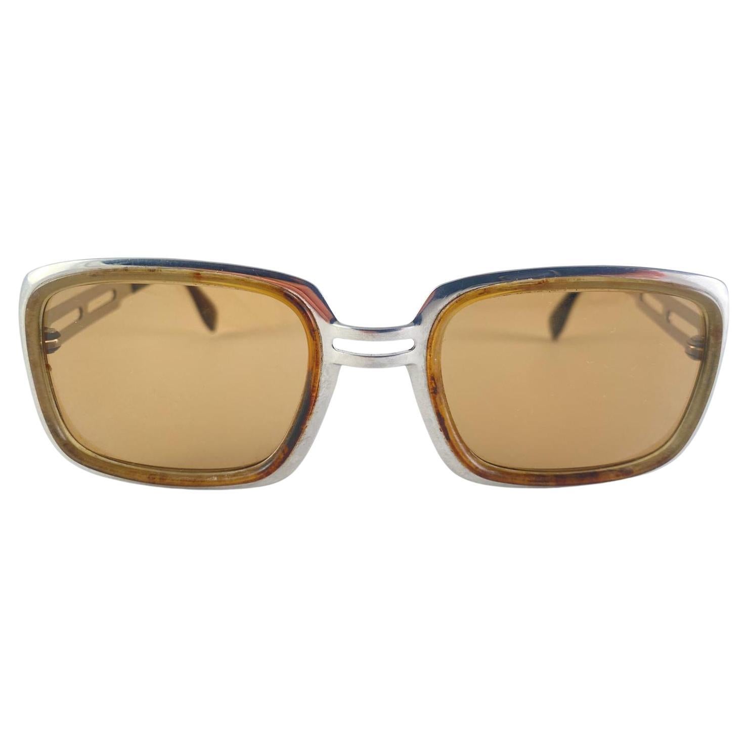 Gafas de sol vintage Metzler con montura plateada Made in Germany Años 70