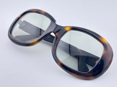 Gafas de sol vintage Oliver Goldsmith, de montura grande en color carey oscuro, de 1970, fabricadas en Inglaterra