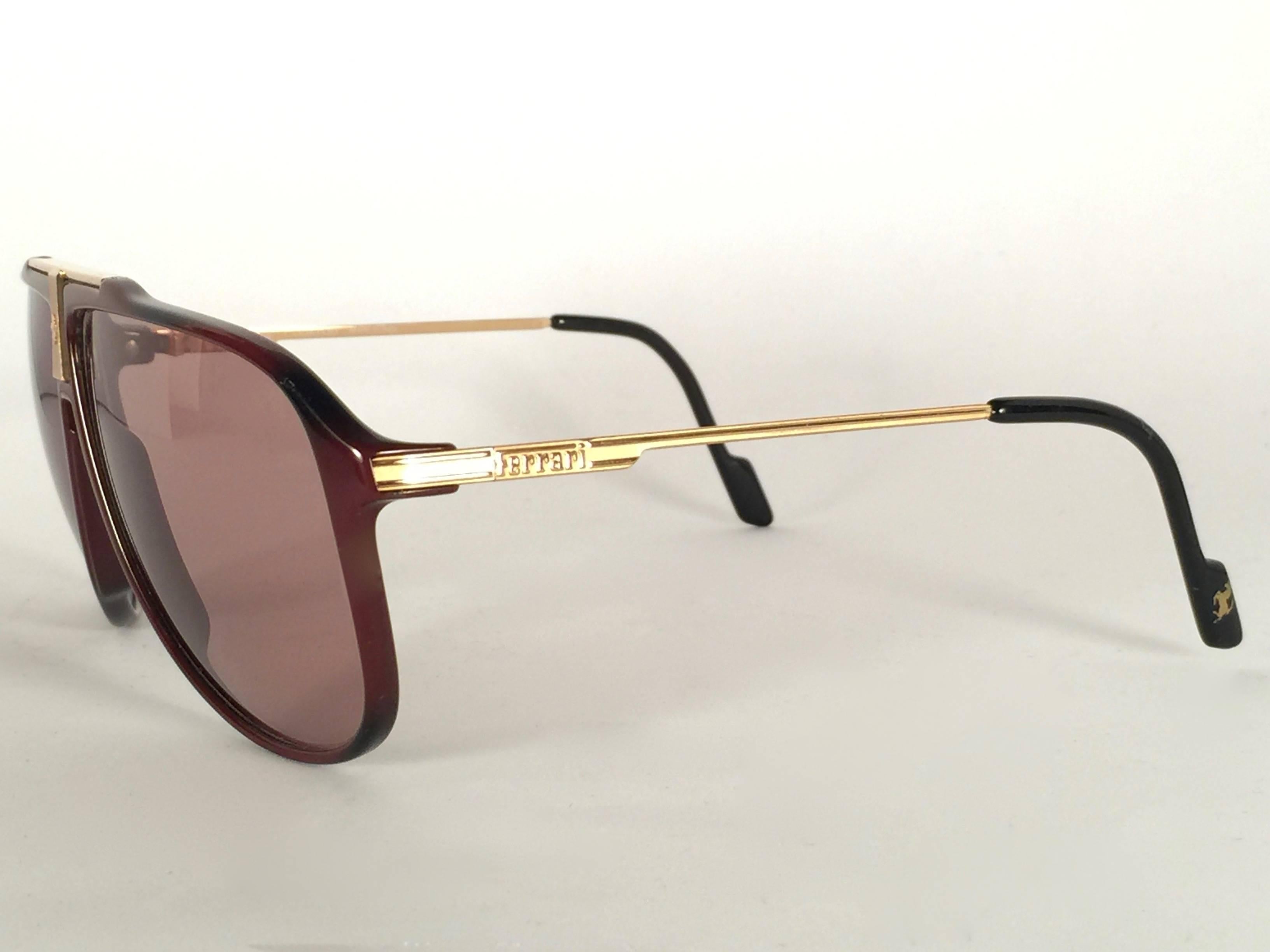 Brown Mint Vintage Ferrari Bordeaux & Gold Accents 1980 Made in Italy Sunglasses