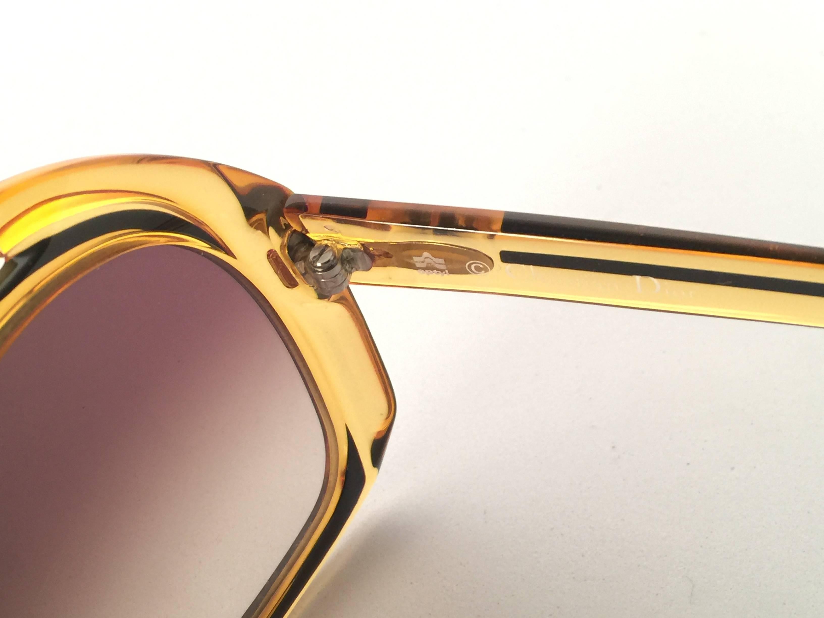 New Vintage Christian Dior 2043 10 Oversized Amber Black Optyl Sunglasses In New Condition In Baleares, Baleares