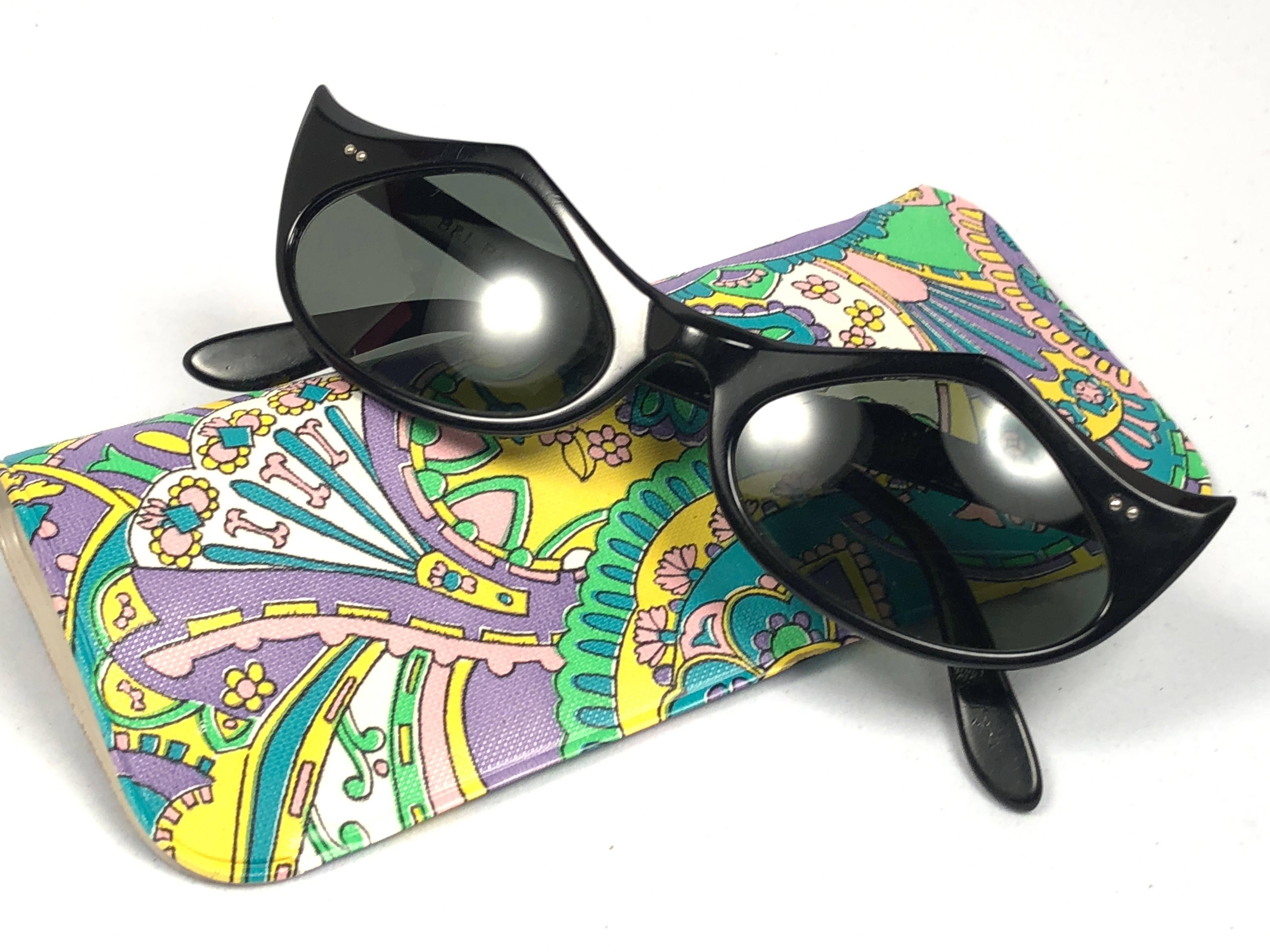 New Ray Ban Griffin 1960's Mid Century Black G15 Lenses B&L USA Sunglasses In Excellent Condition In Baleares, Baleares