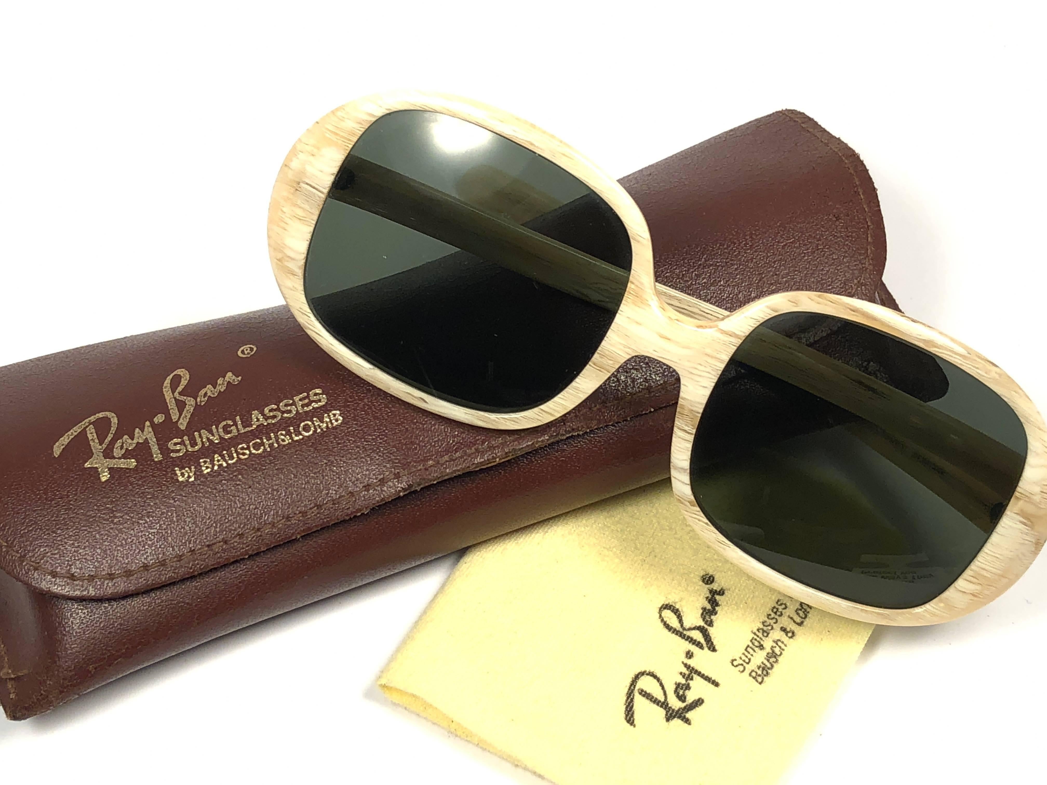 Women's or Men's New Vintage Ray Ban Kilaine Beige G15 Grey Lenses 1960 Sunglasses 