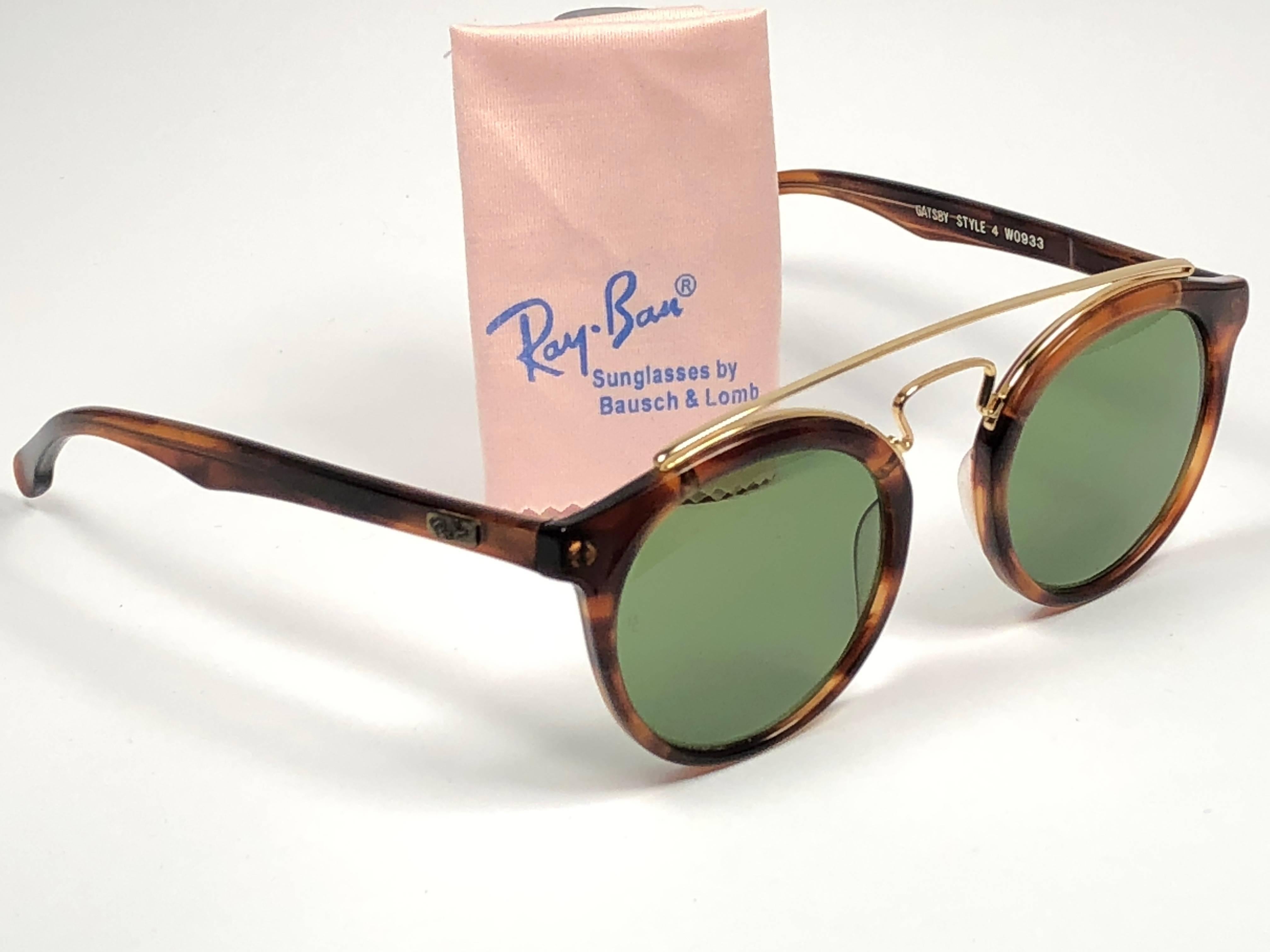 New Vintage Ray Ban Gatsby RB3 Green Lenses 1980's B&L Sunglasses In New Condition In Baleares, Baleares