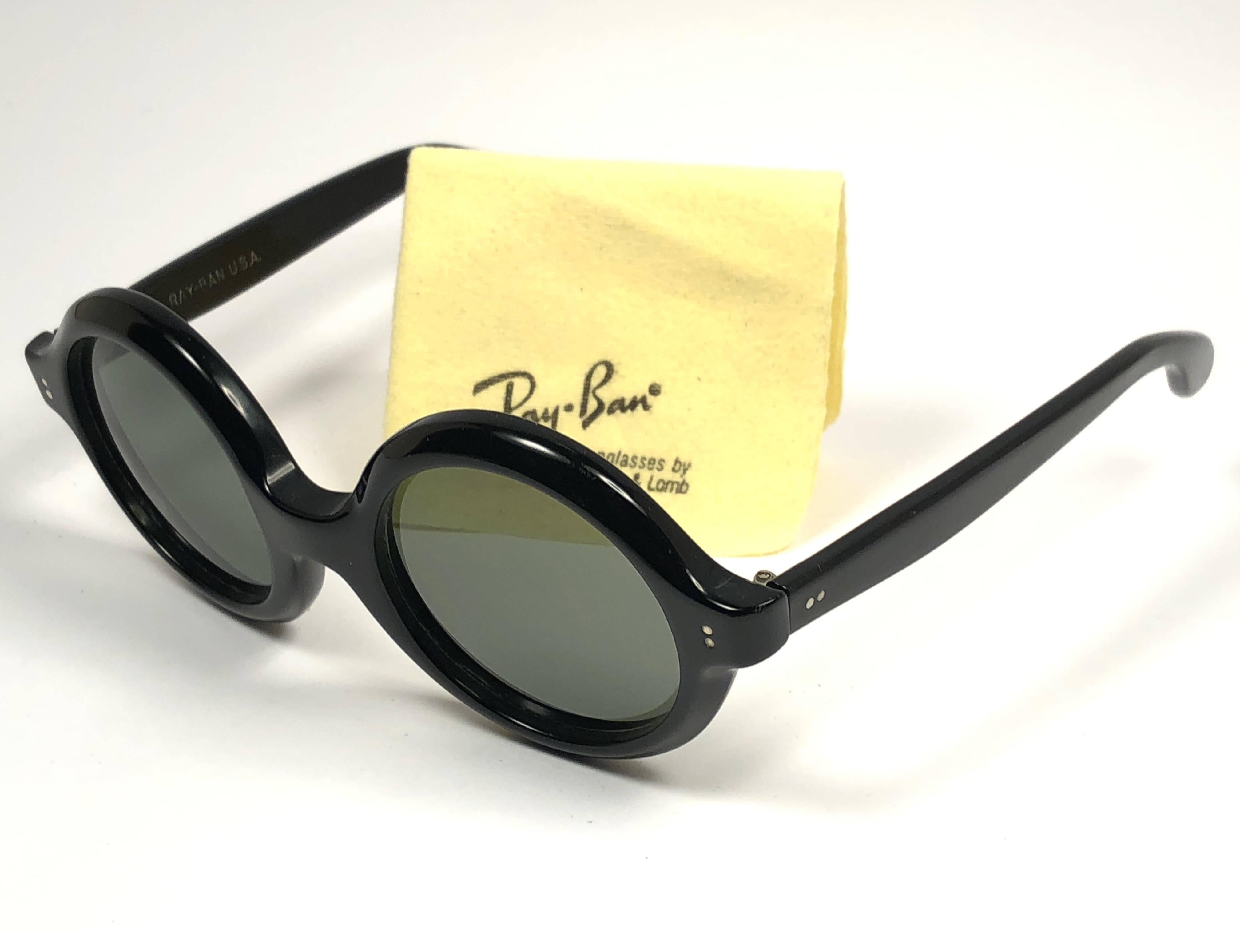 Black New Vintage Ray Ban Pasha 1960's Mid Century G15 Lens USA B&L Sunglasses