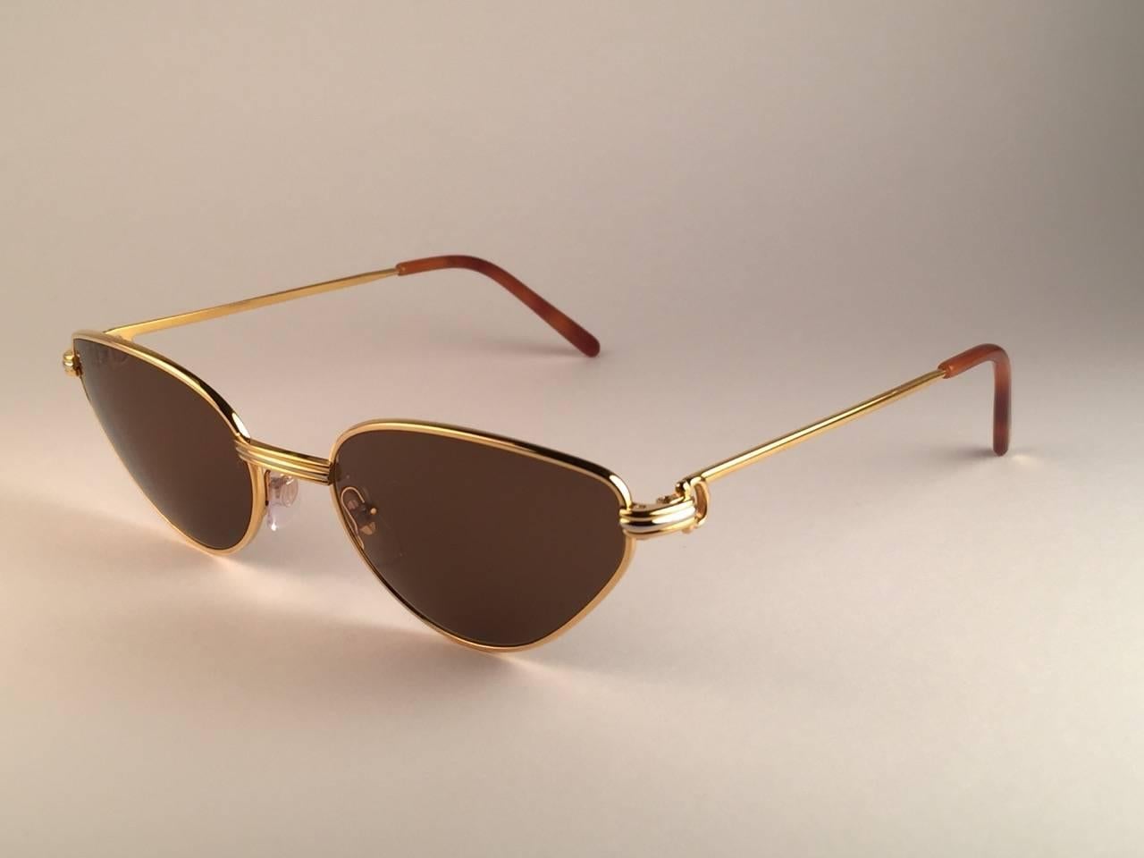 Lunettes de soleil Cartier Rivoli Vendome 56mm œil de chat plaqué or, France 1