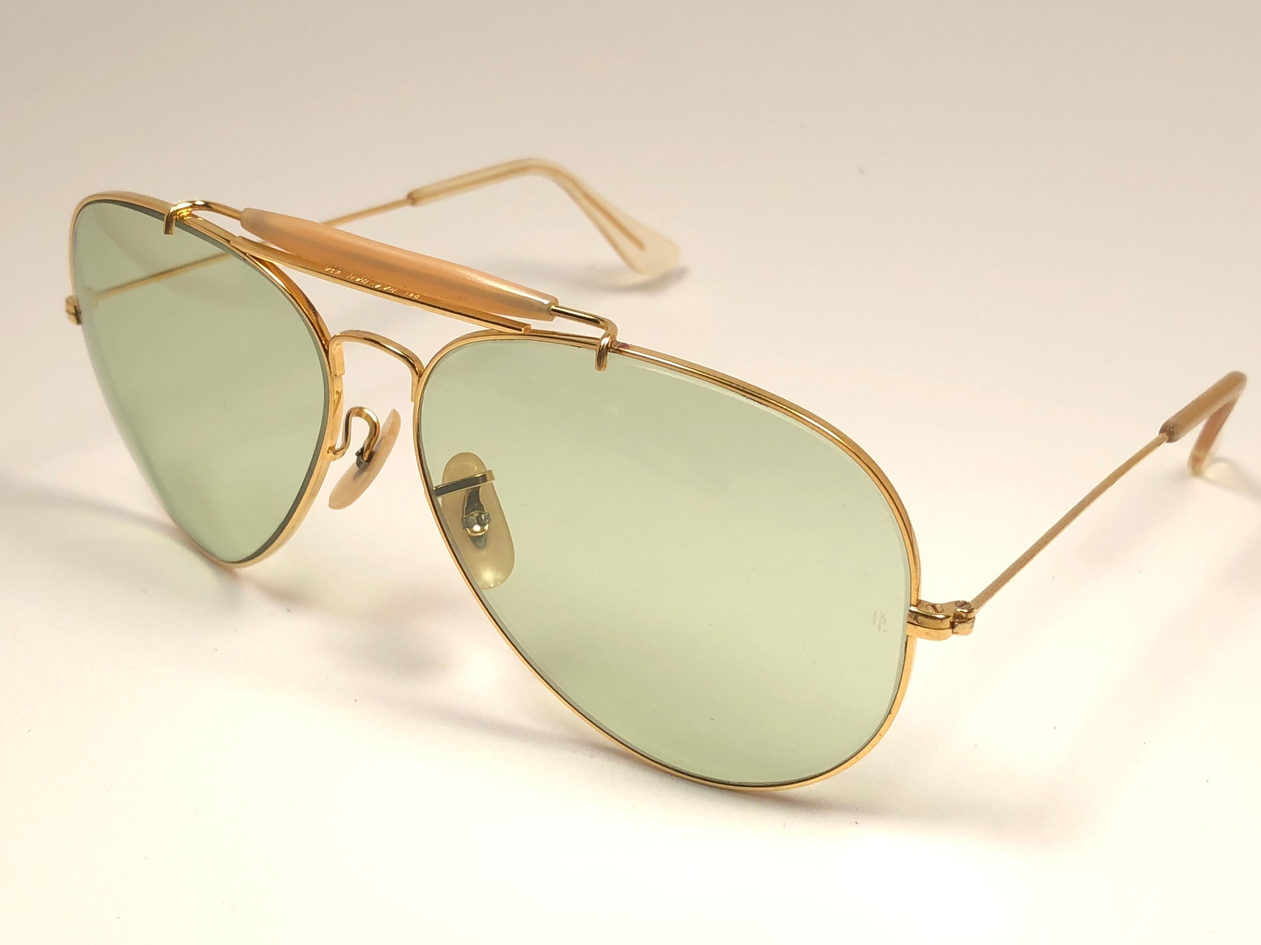 Mint Ray Ban Vintage Aviator Gold Grün Gläser 62Mm B / L Sonnenbrille:: 1970er im Zustand „Neu“ in Baleares, Baleares