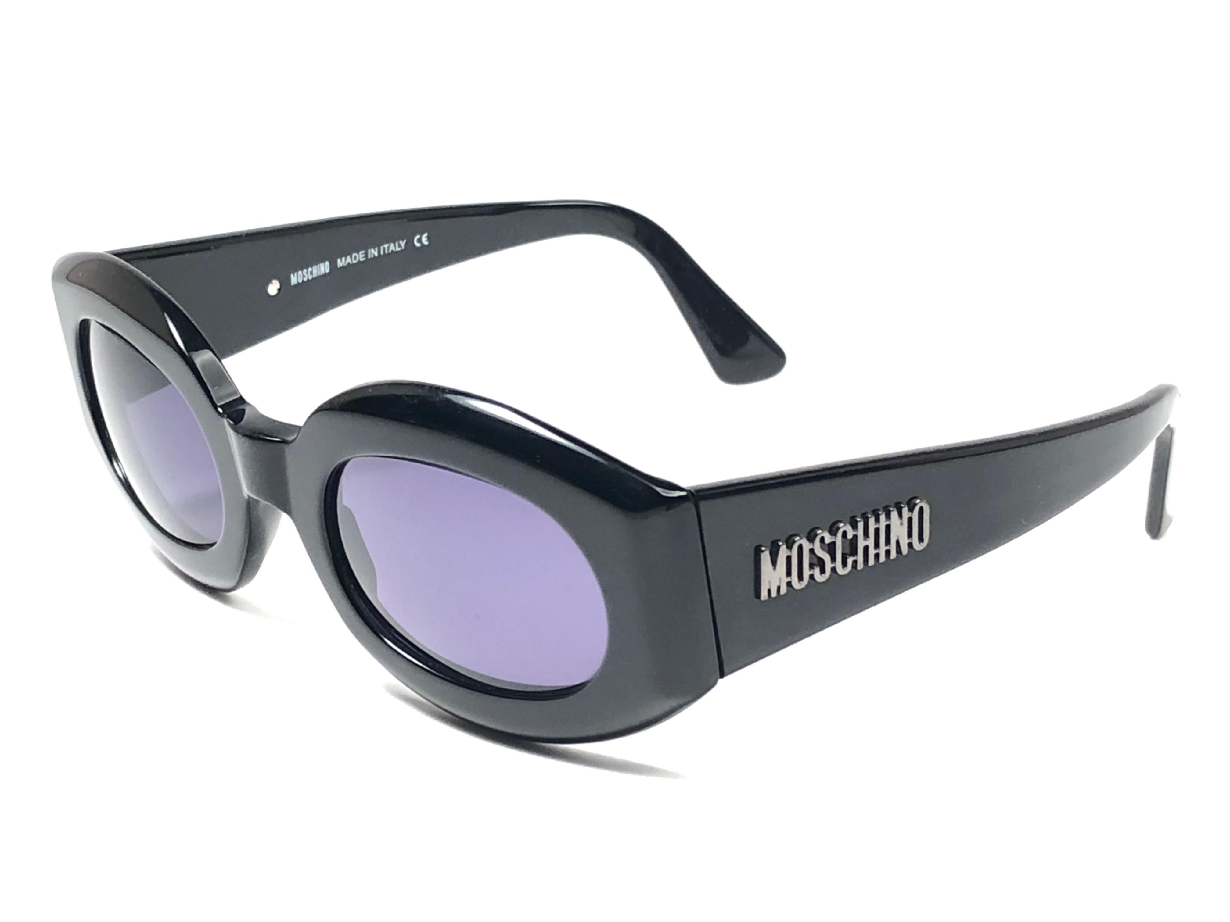 moschino vintage sunglasses