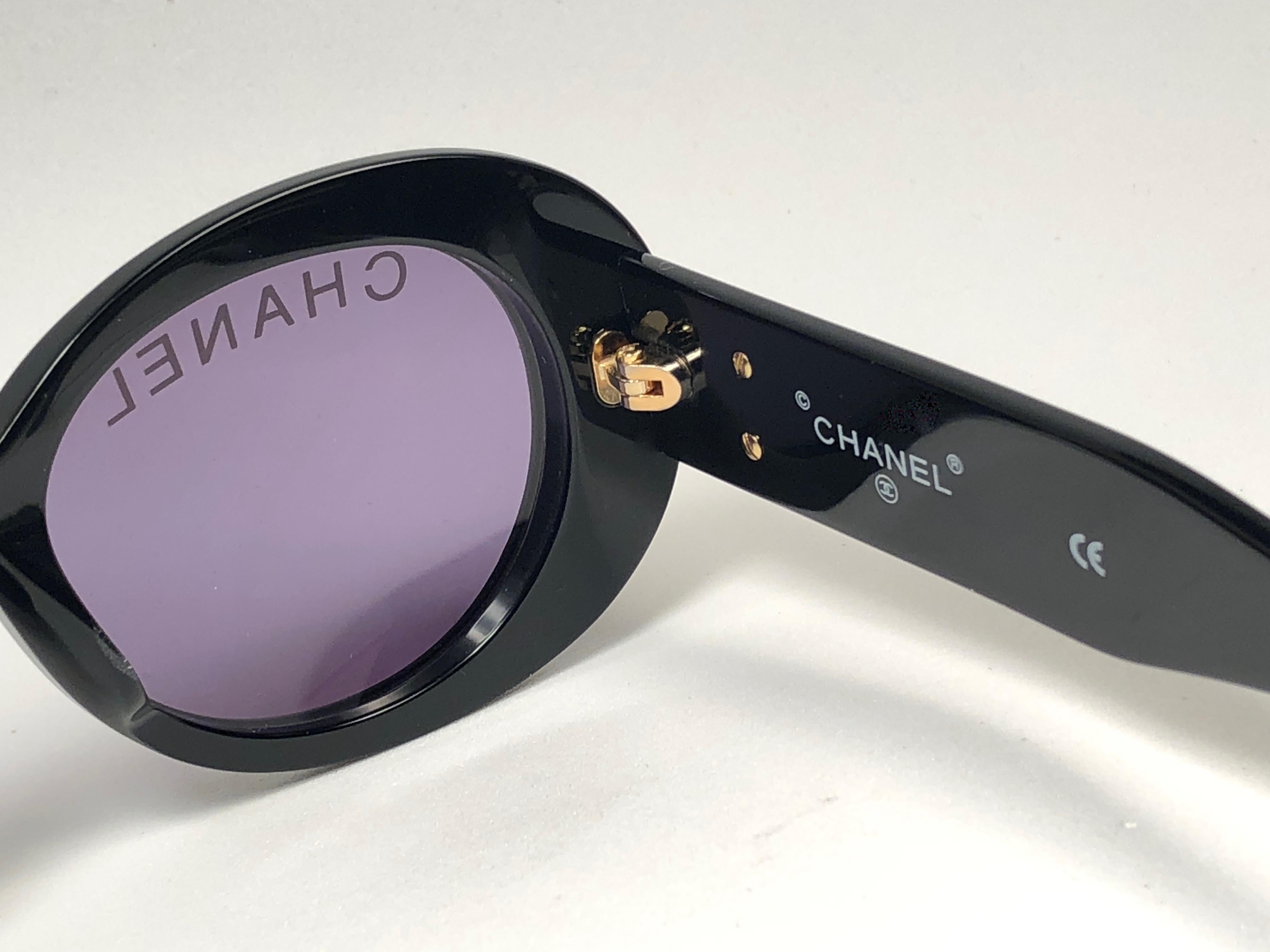 chanel vintage sunglasses