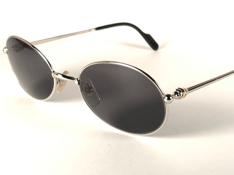 Women's or Men's Cartier Vintage Saturne 51MM Platine Solid Grey Lens France Sunglasses, 1990  For Sale