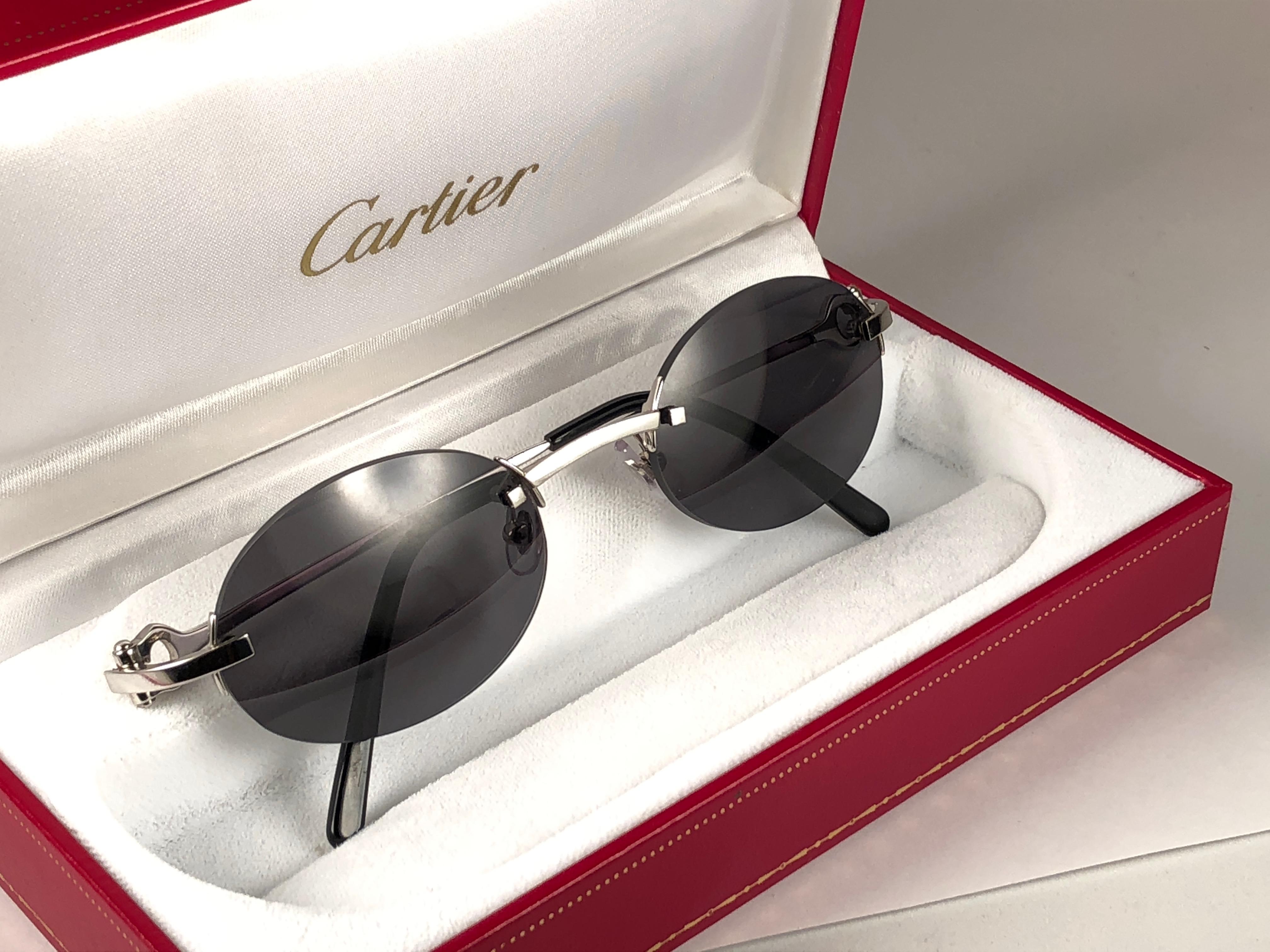 New Vintage Cartier Shamal Platine Rimless Grey Lens Case France Sunglasses In New Condition In Baleares, Baleares