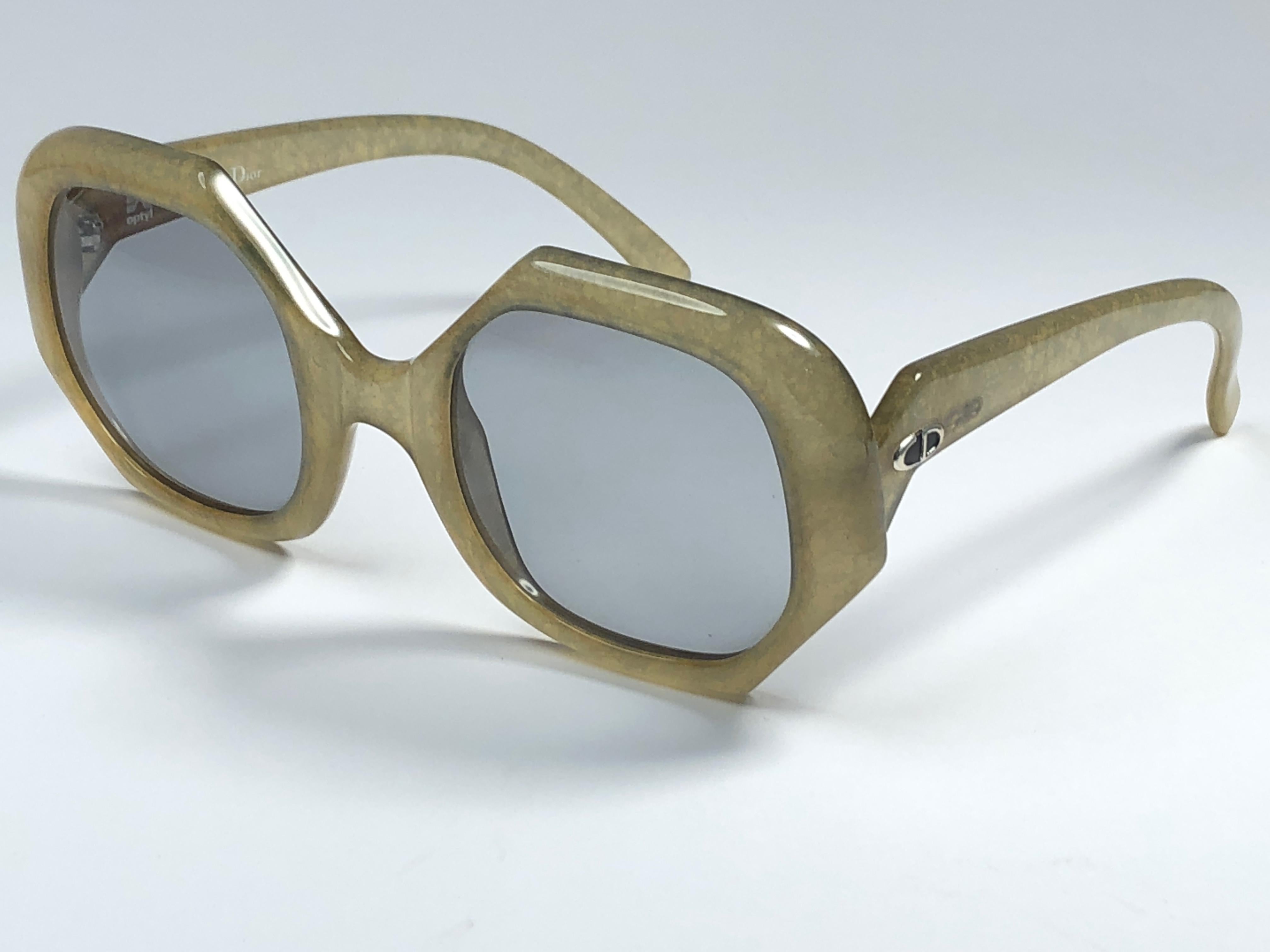 New Vintage Christian Dior 2031 61 Jasped Lime Green Optyl Sunglasses Germany In New Condition In Baleares, Baleares