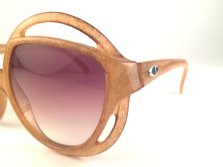 Women's New Vintage Christian Dior 2027 30 Amber Jasped Optyl Sunglasses For Sale