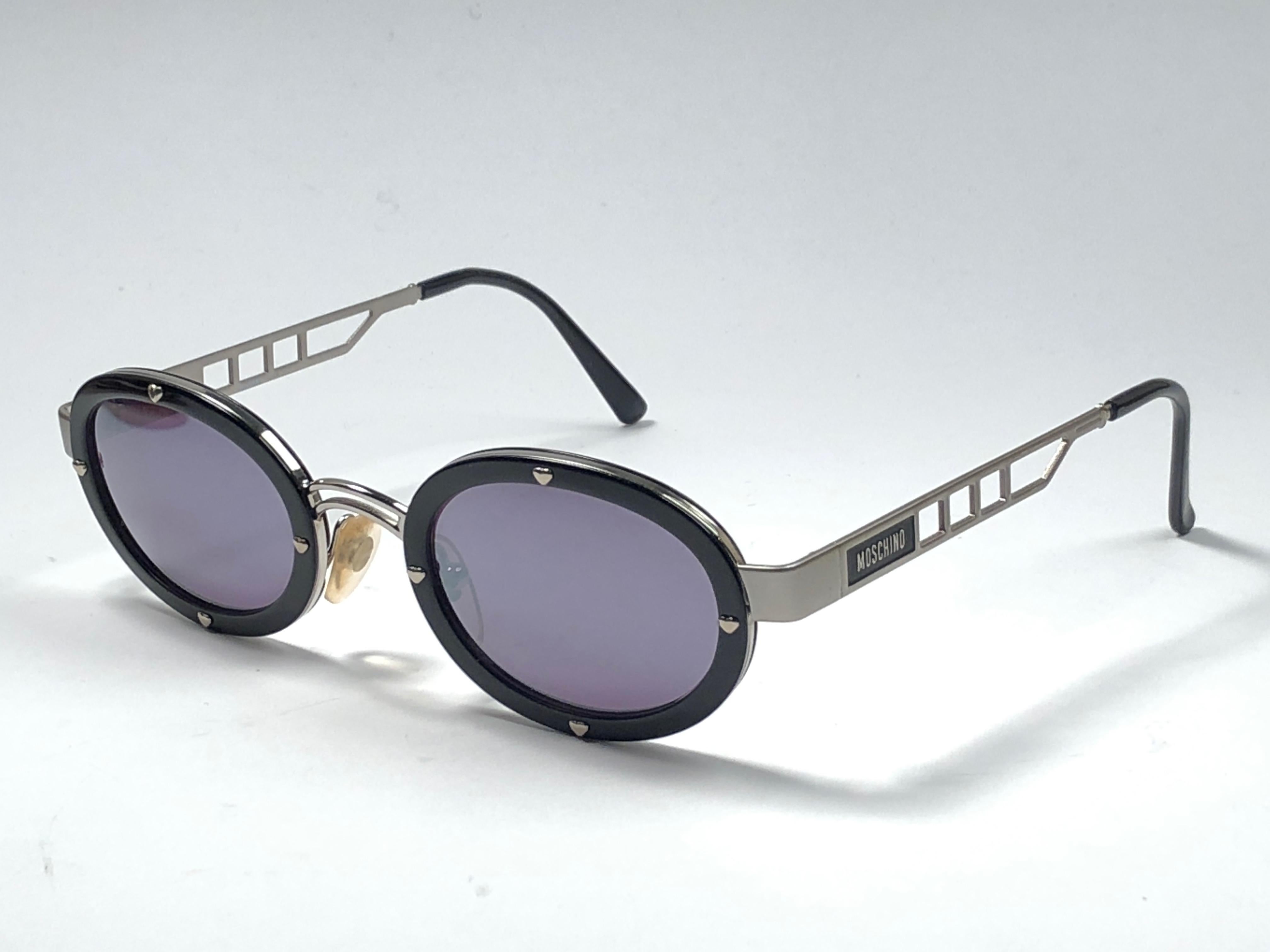 vintage moschino sunglasses