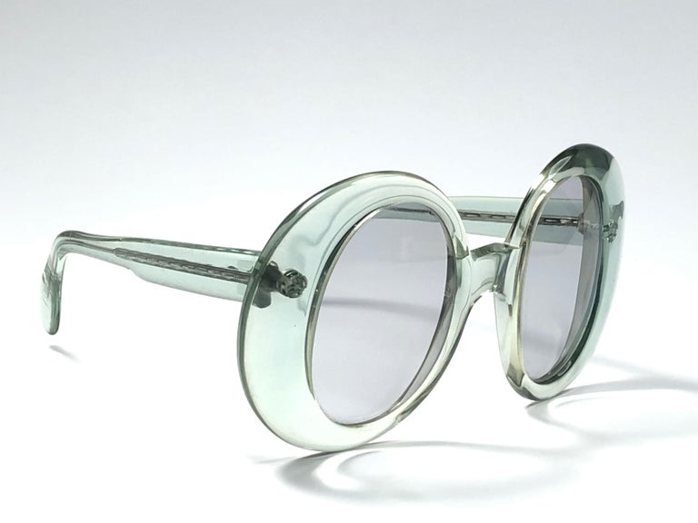 Lunettes De Soleil Vintage Serge Kirchhofer Modèle 1049 - Monture Multicolore Noir Ovale, Verres Verts