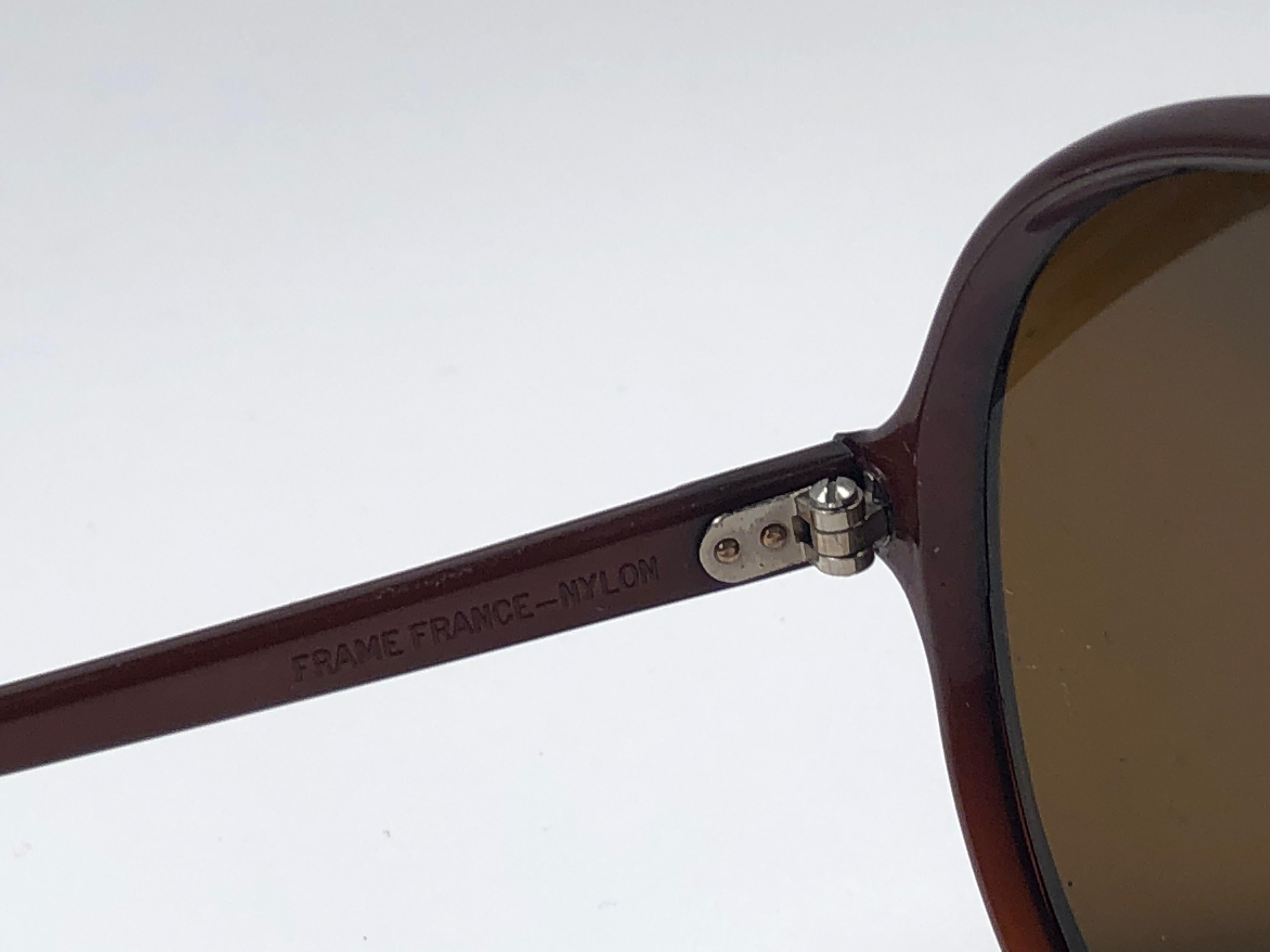New Ray Ban Wings Brown Frame Brown Amber Lenses B&L USA 80's Sunglasses In Excellent Condition In Baleares, Baleares