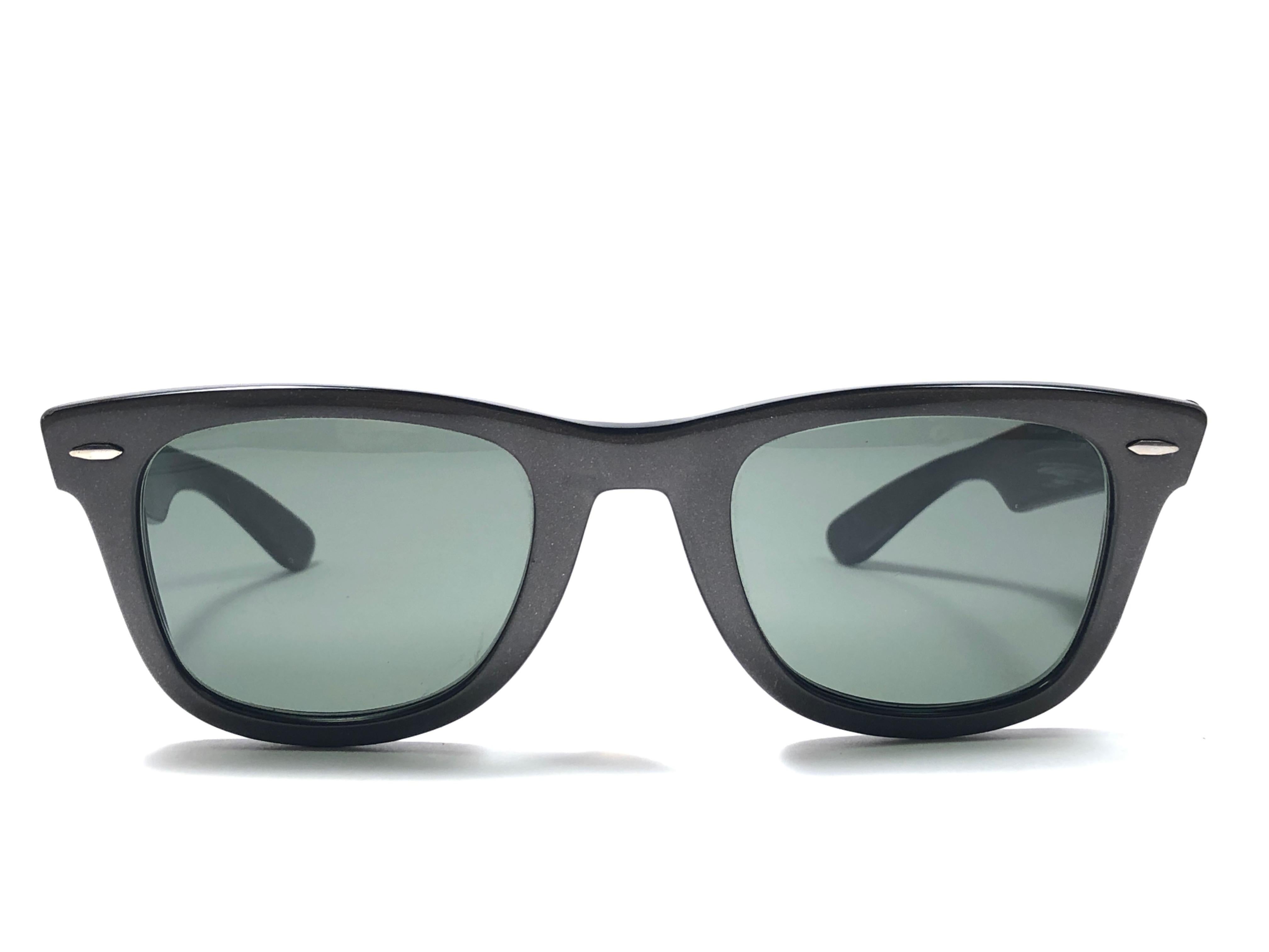 wayfarer 1970 ray-ban