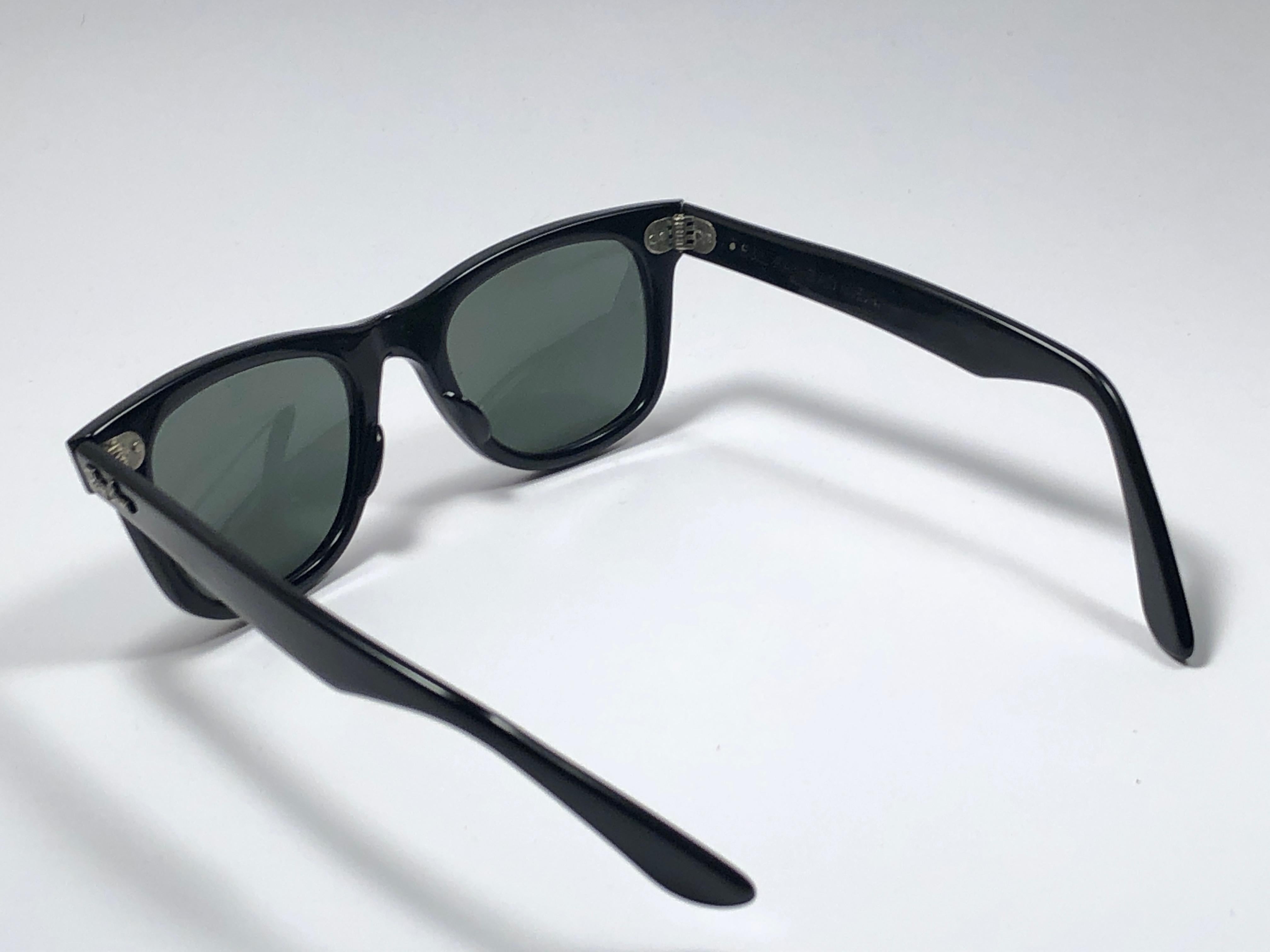 New Ray Ban Wayfarer 1980's Kid Size Black Grey G15 Lenses B&L USA Sunglasses 2