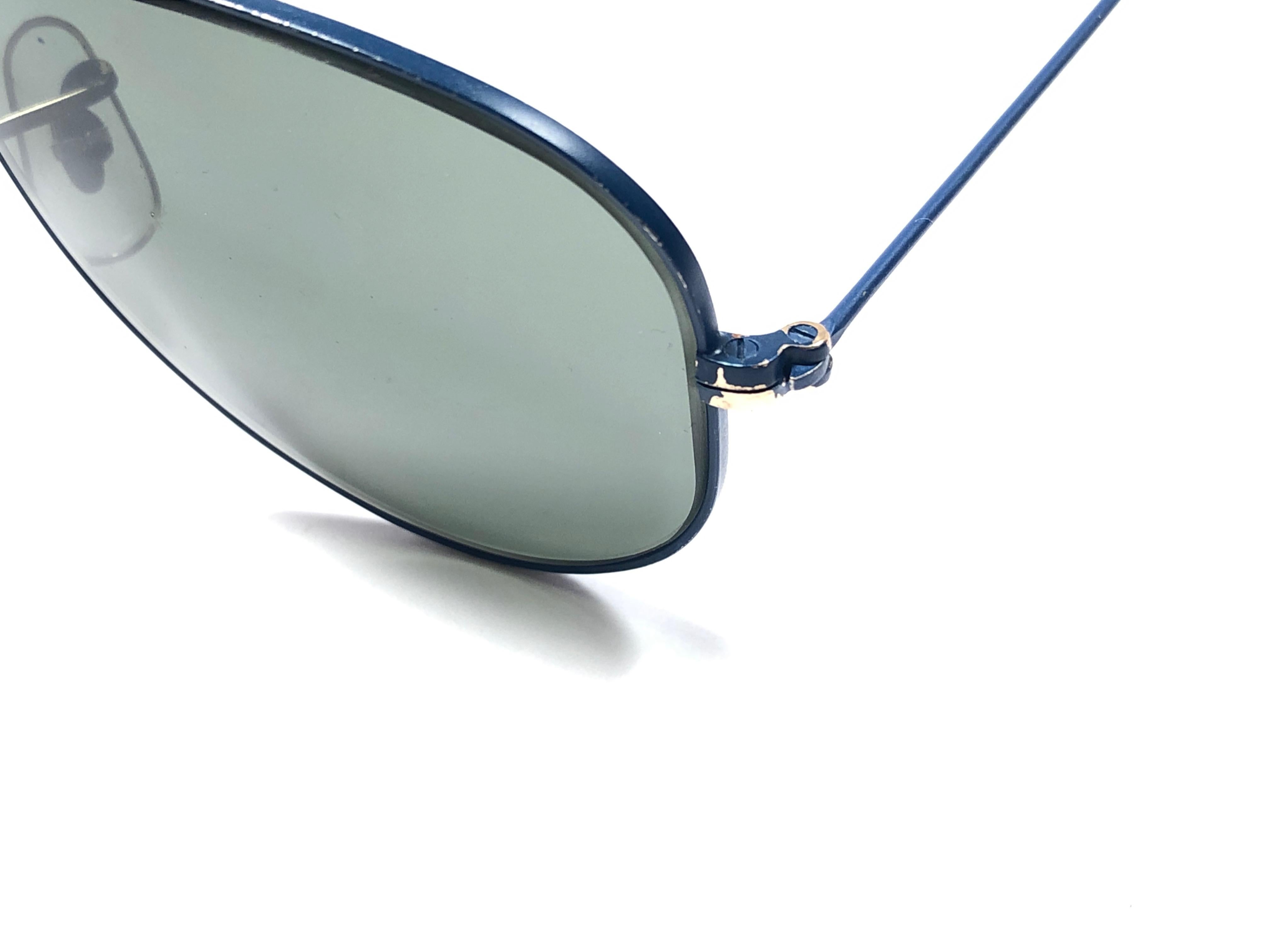 Mint Vintage Ray Ban Aviator 52Mm Blue Grey Lenses Kids Edition B&L Sunglasses In New Condition In Baleares, Baleares