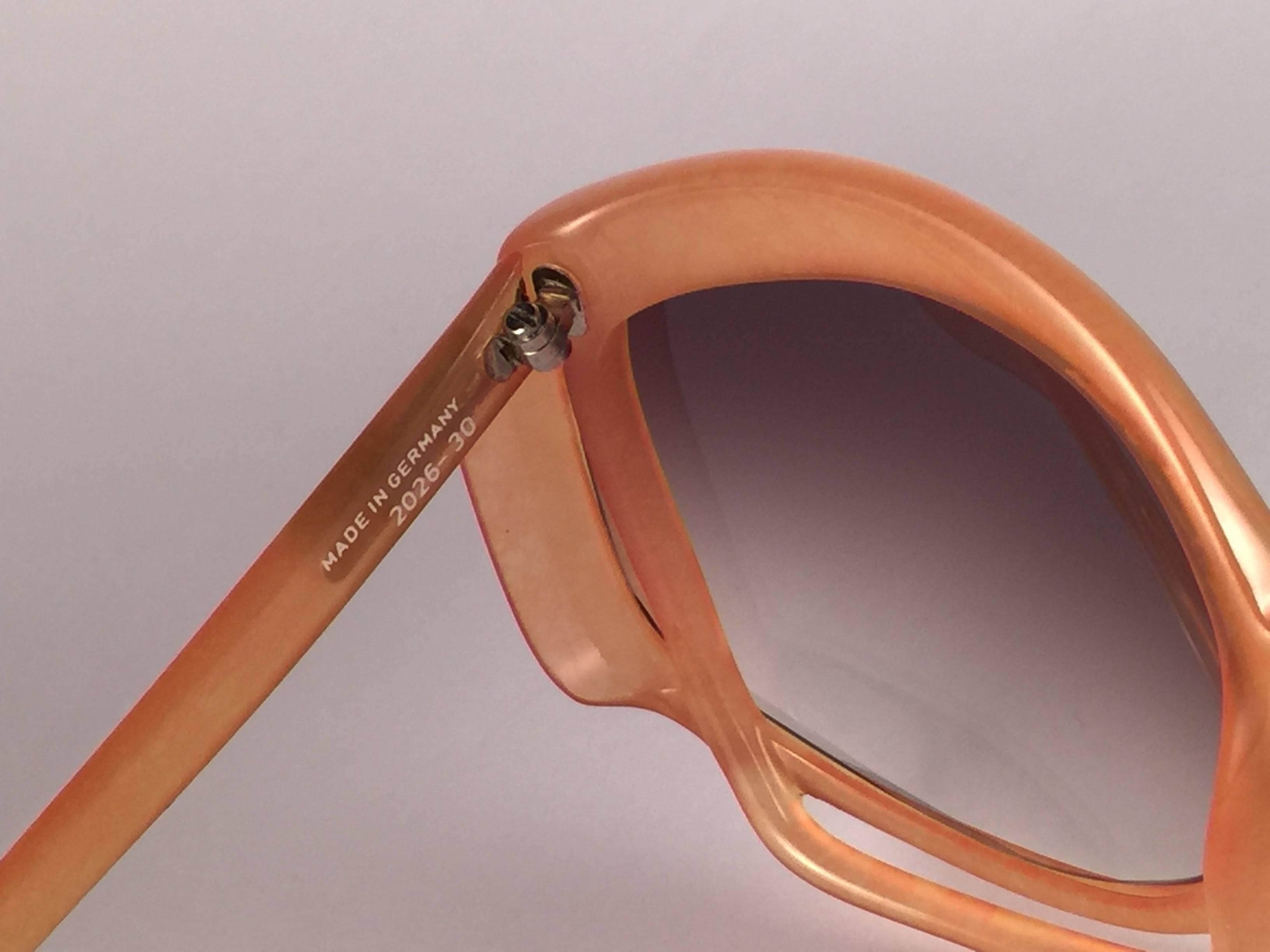 New Vintage Christian Dior 2026 30 Tangerine Optyl Sunglasses Germany In New Condition For Sale In Baleares, Baleares