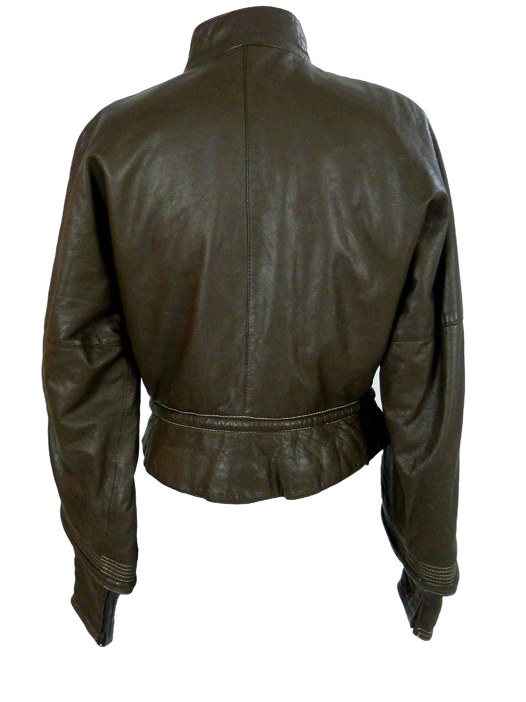 Women's Gianfranco Ferrè vintage 1980s women's brown leather motorcycle jacket size 46 For Sale