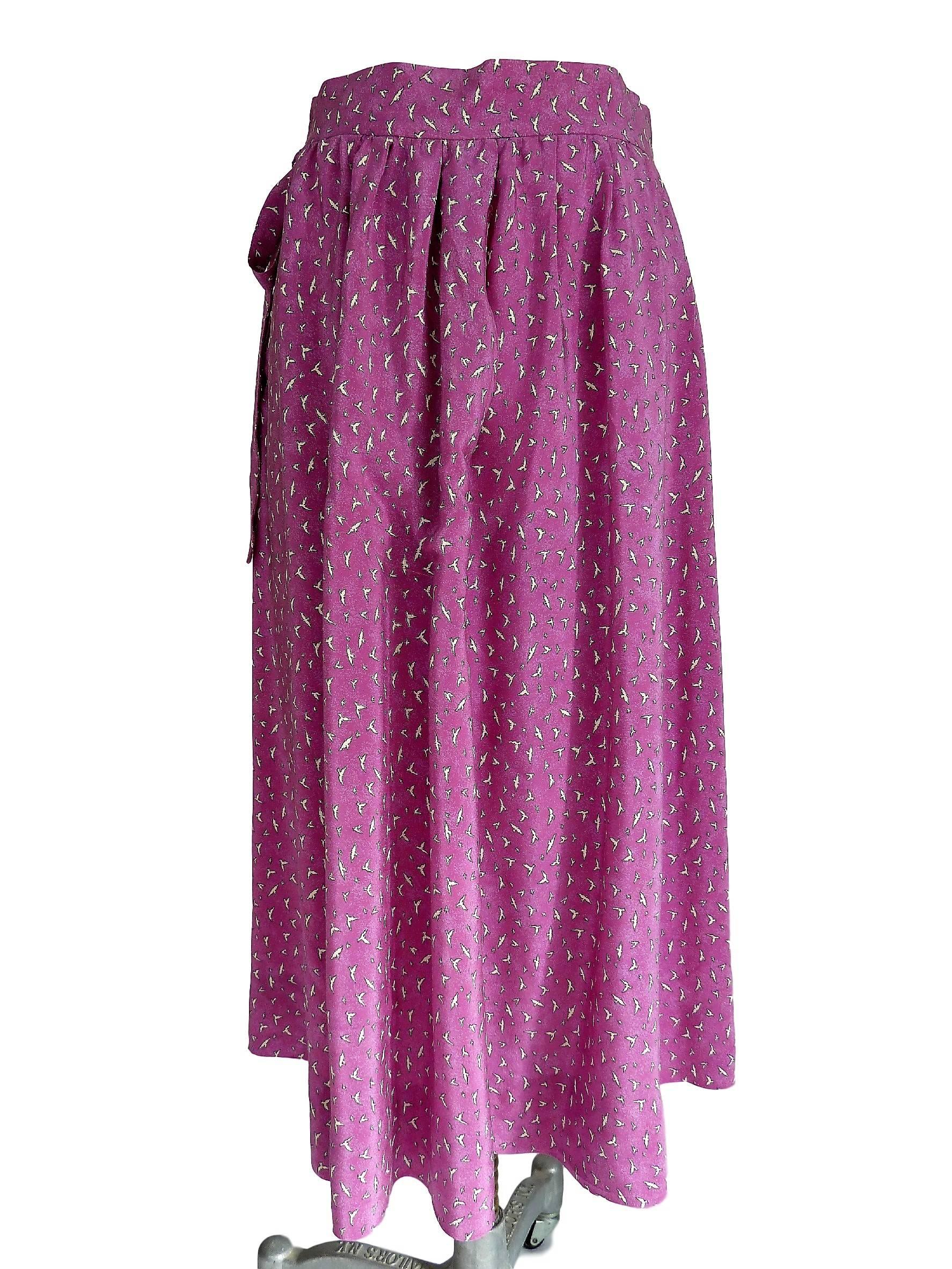 Marina Ferrari 1970s dress set 100% silk jacket blouse and skirt pink size 42 For Sale 1
