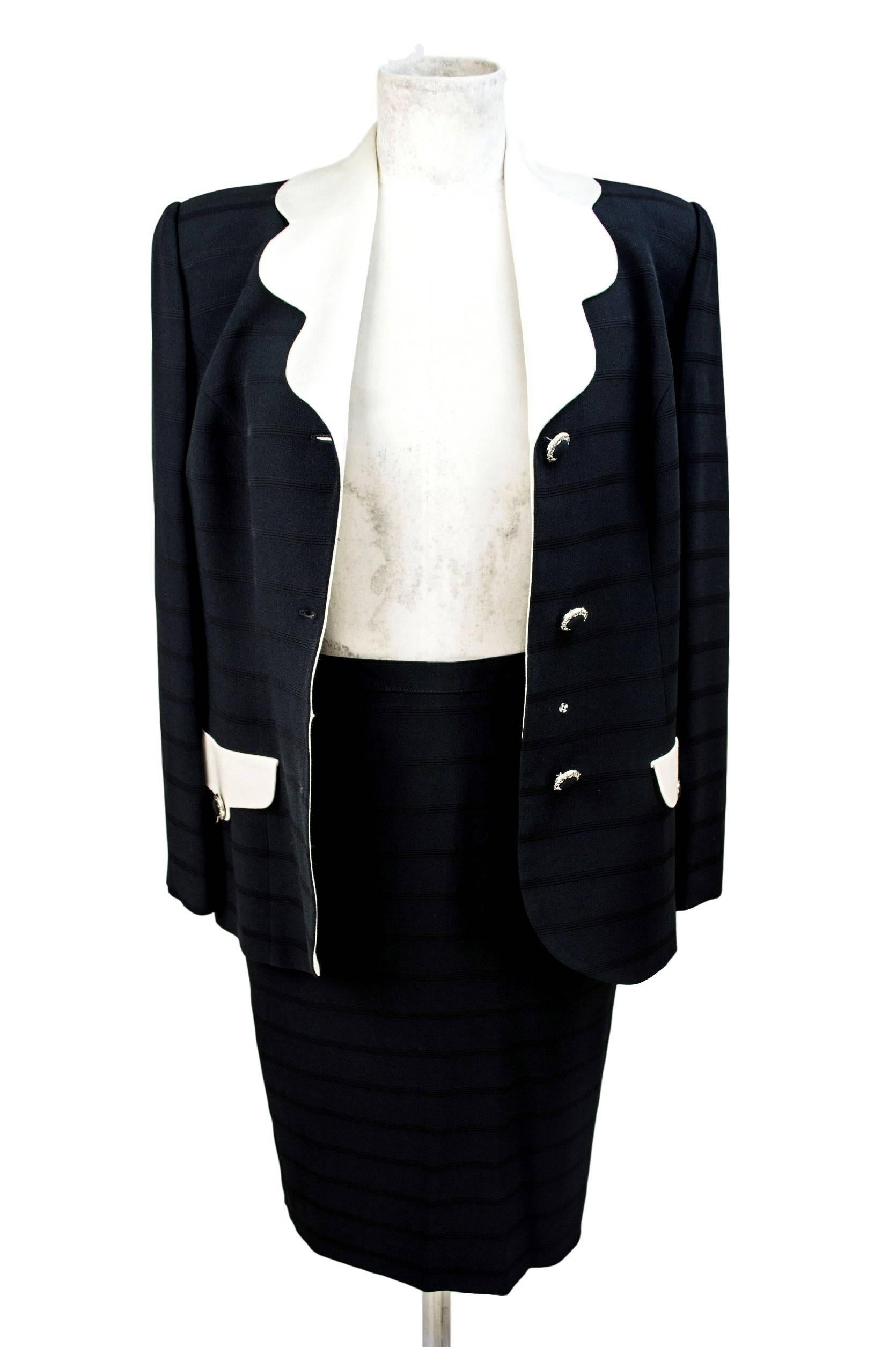 Egon Von Furstenberg 1980s set dress suit skirt jacket women's black wool sz 44 In Excellent Condition For Sale In Brindisi, IT