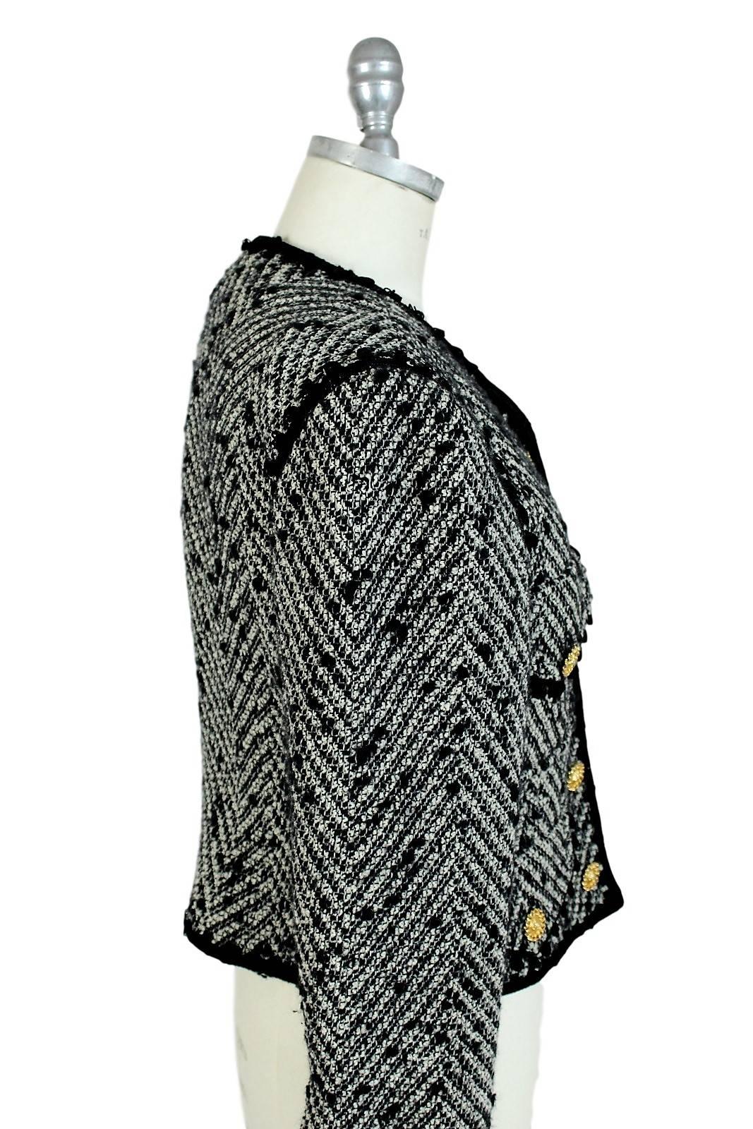 Women's 1990s Moschino Milano Gray Wool and Mohair Tweed Boucle Jacket Botton Golden