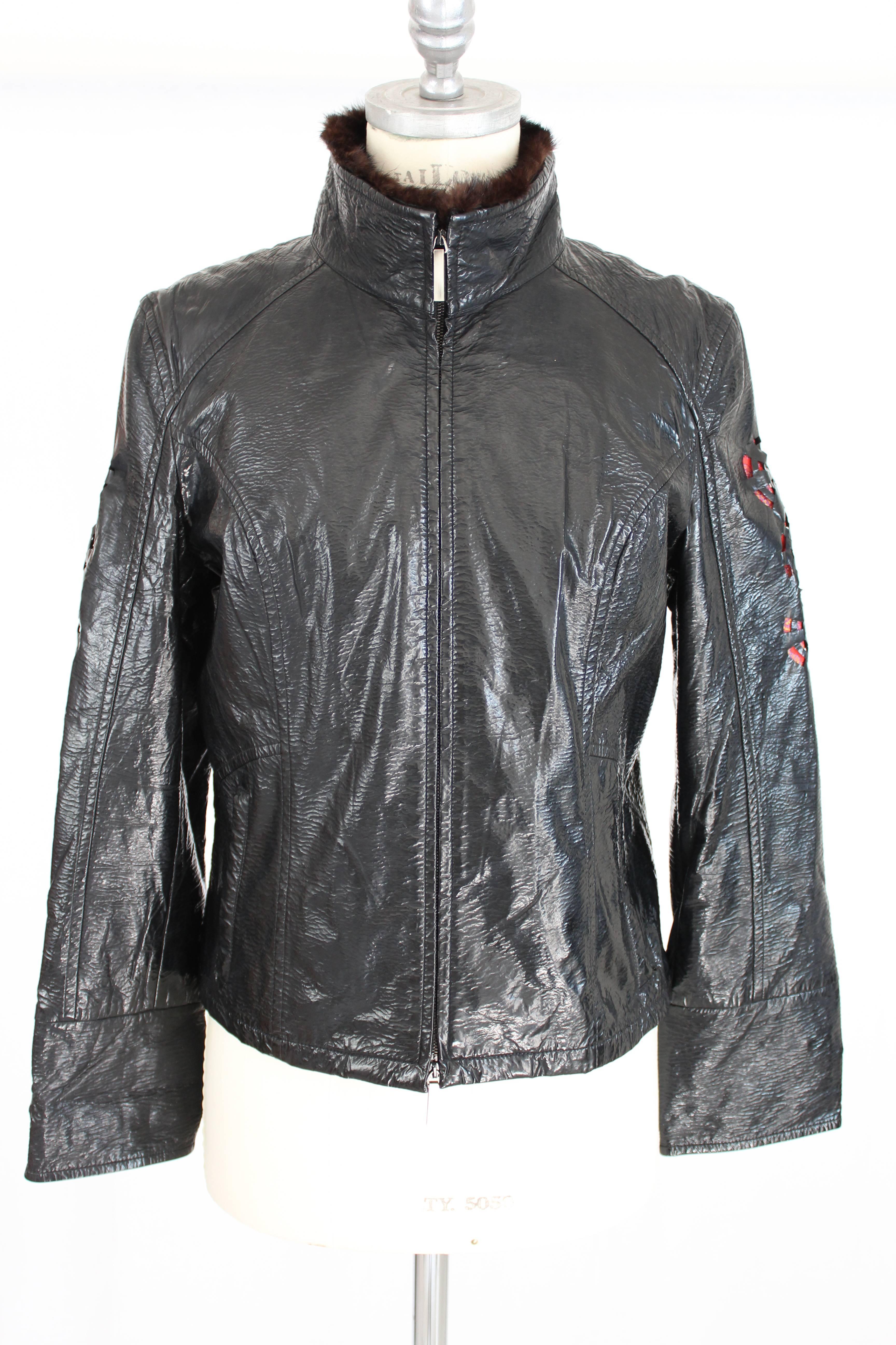 1980s Roccobarocco black fur collar jacket  In Excellent Condition For Sale In Brindisi, IT