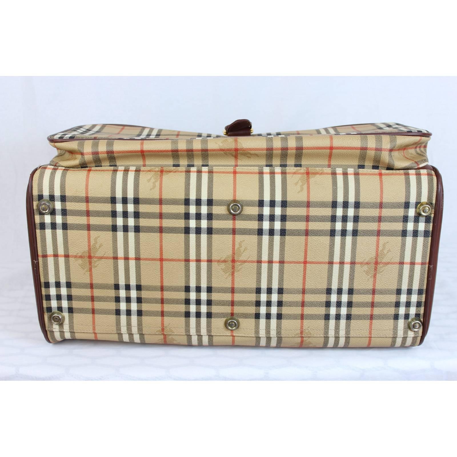 Men's Burberry leather beige duffle luggage travel bag 1980s nova check men’s
