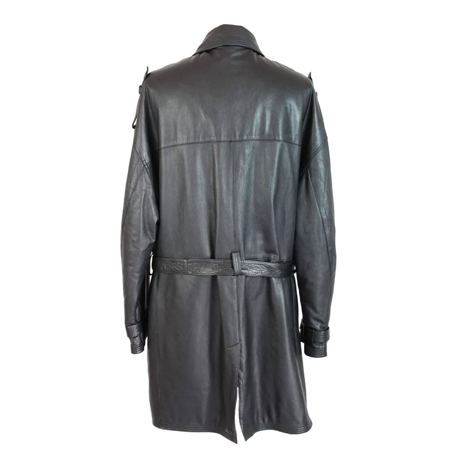 Black Versus Gianni Versace black leather motorcycle raincoat trench coat size 38/52 For Sale