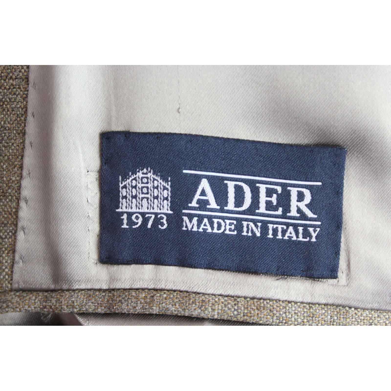 Men's Loro Piana Zelander Ader beige merino wool coat size 48 men’ s vintage 1990s