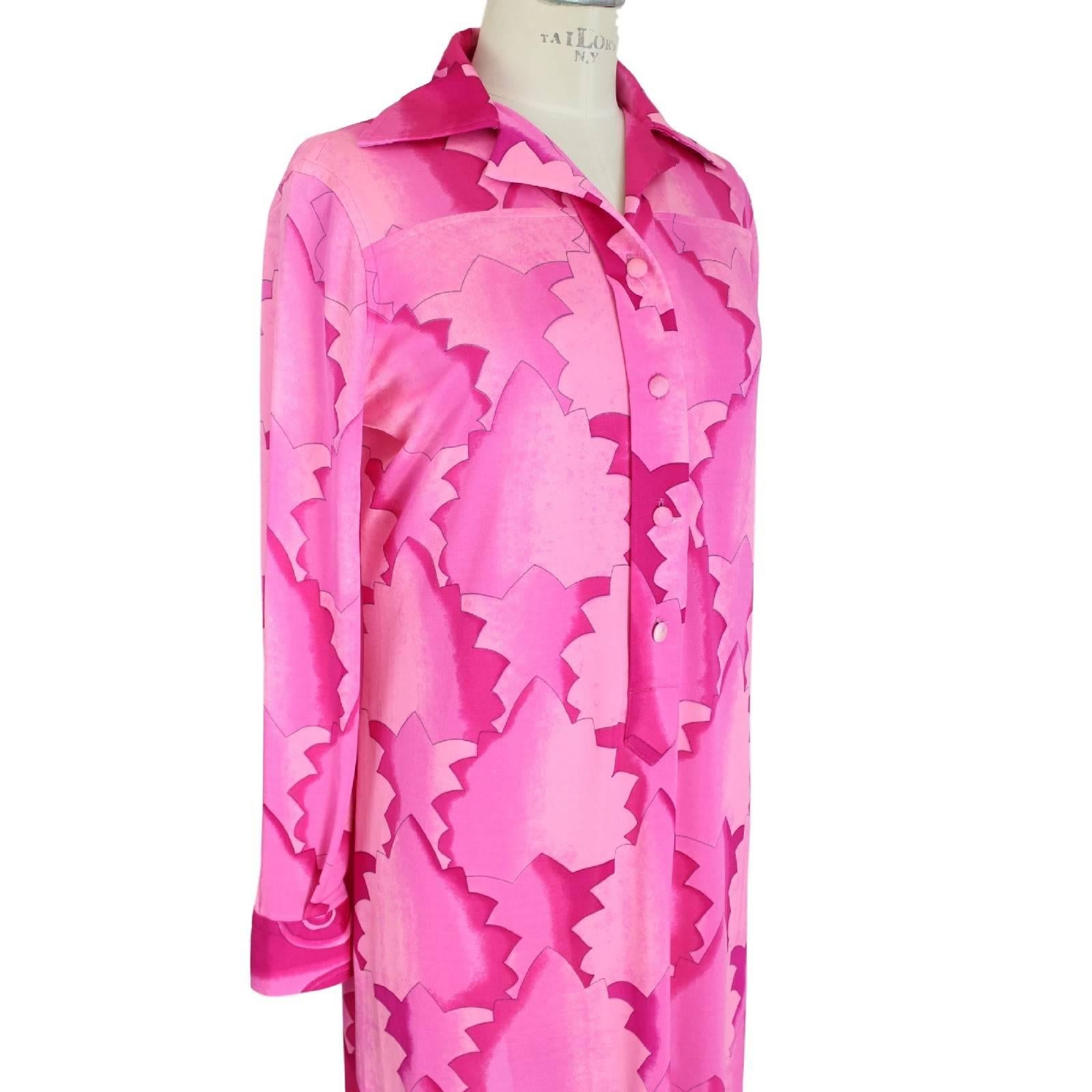 Pink La Mendola dress vintage tunic fuchsia 1970s long 100% banlon size 48 geometric For Sale