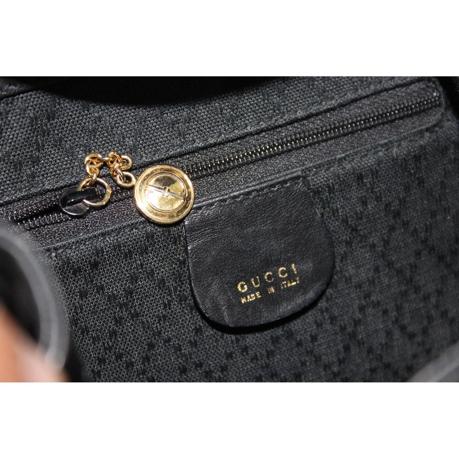Gucci bamboo vintage black leather backpack bag serial code with pocket For Sale 4