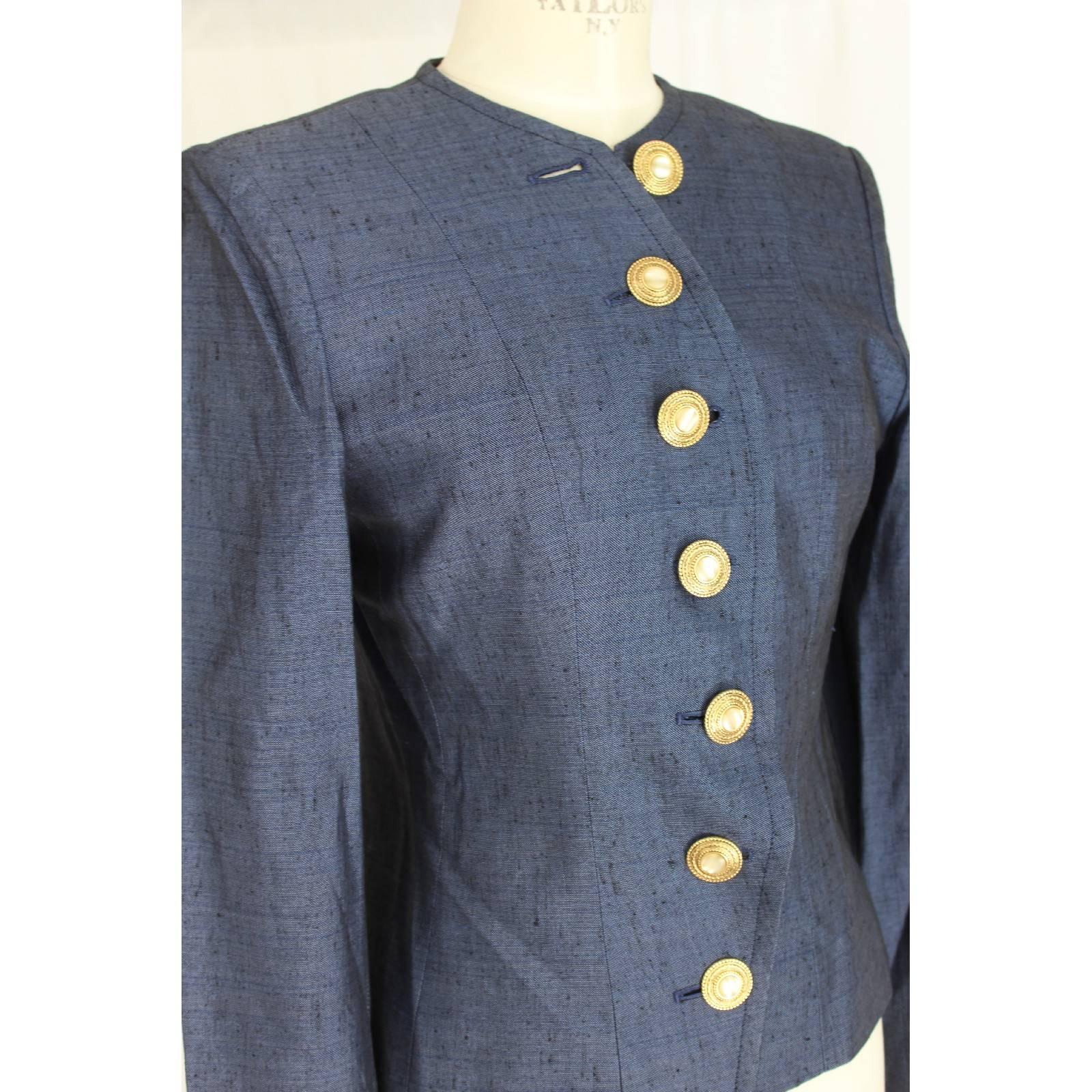 Yves Saint Laurent blue blazer jacket size 40 it silk gold button 1980s made ita In Excellent Condition In Brindisi, IT