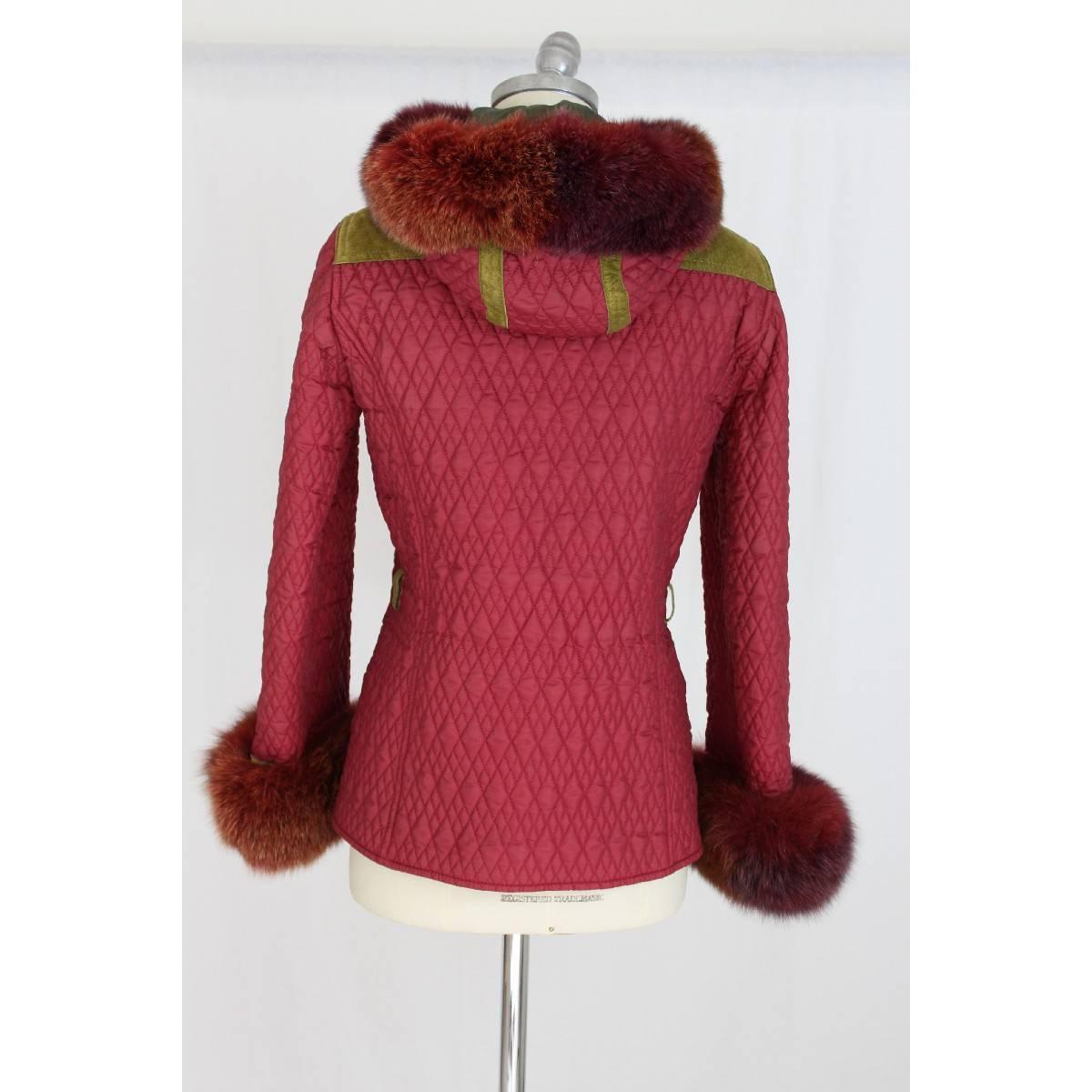 Alberta Ferretti vintage quilted red green fur and suede jacket size 42 In Excellent Condition In Brindisi, IT