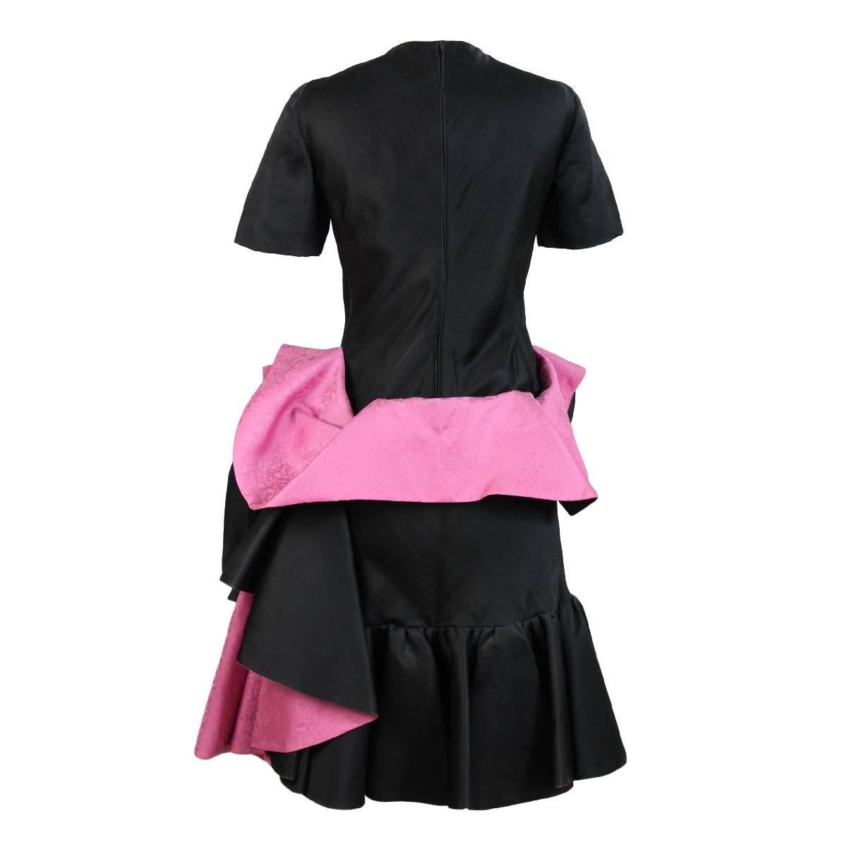 Capucci Roberto vintage black fuchsia silk draping dress size 42 it 1980s In Excellent Condition In Brindisi, IT