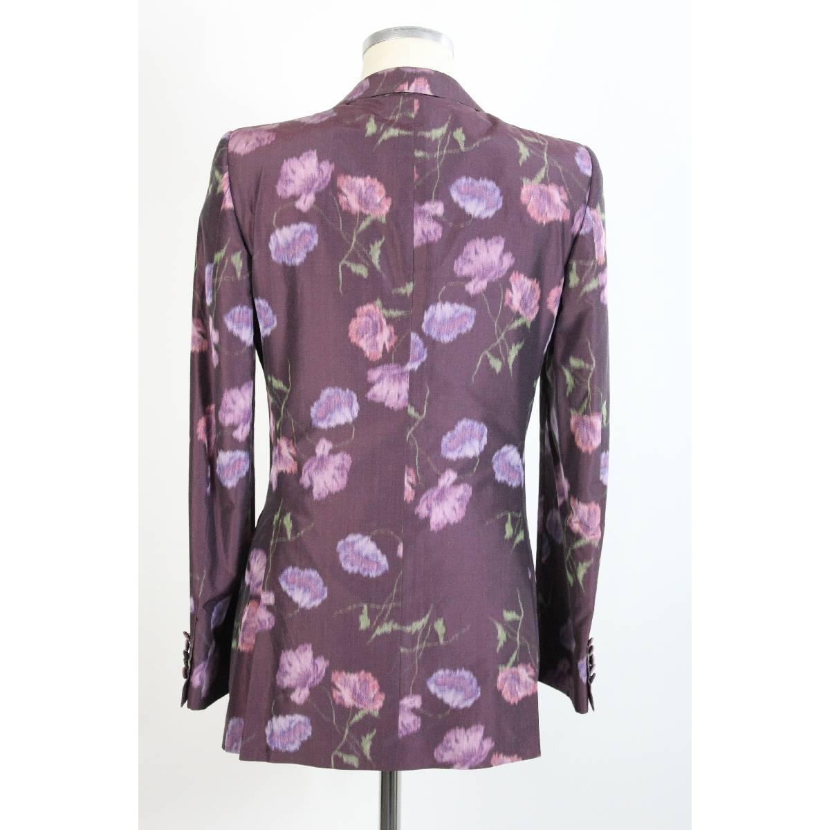 Gucci for Tom Ford velvet cotton purple flowers men's jacket, two front pockets and two slits, size 46 it, excellent condition.


Size 46 (IT); 36 US; 36 UK

Shoulder: 46 cm
Sleeve: 66
Length: 84 cm
Bust / Chest: 54 cm

Composition: 100%