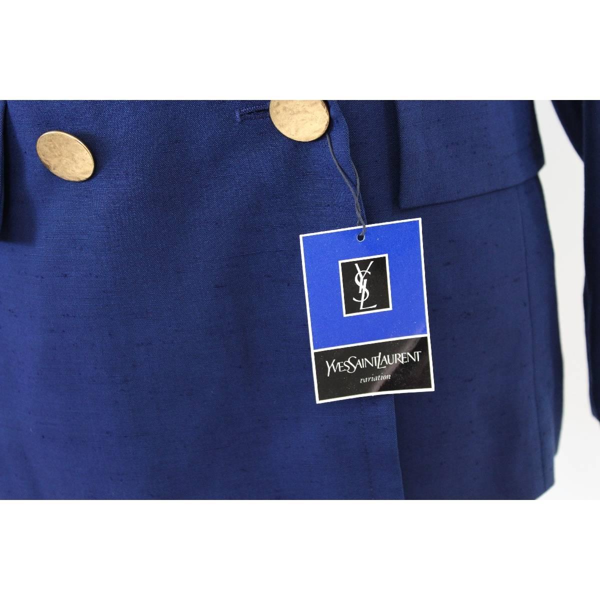 NWT Yves Saint Laurent viscose blue jacket size 44 it made france 1990s In New Condition For Sale In Brindisi, IT