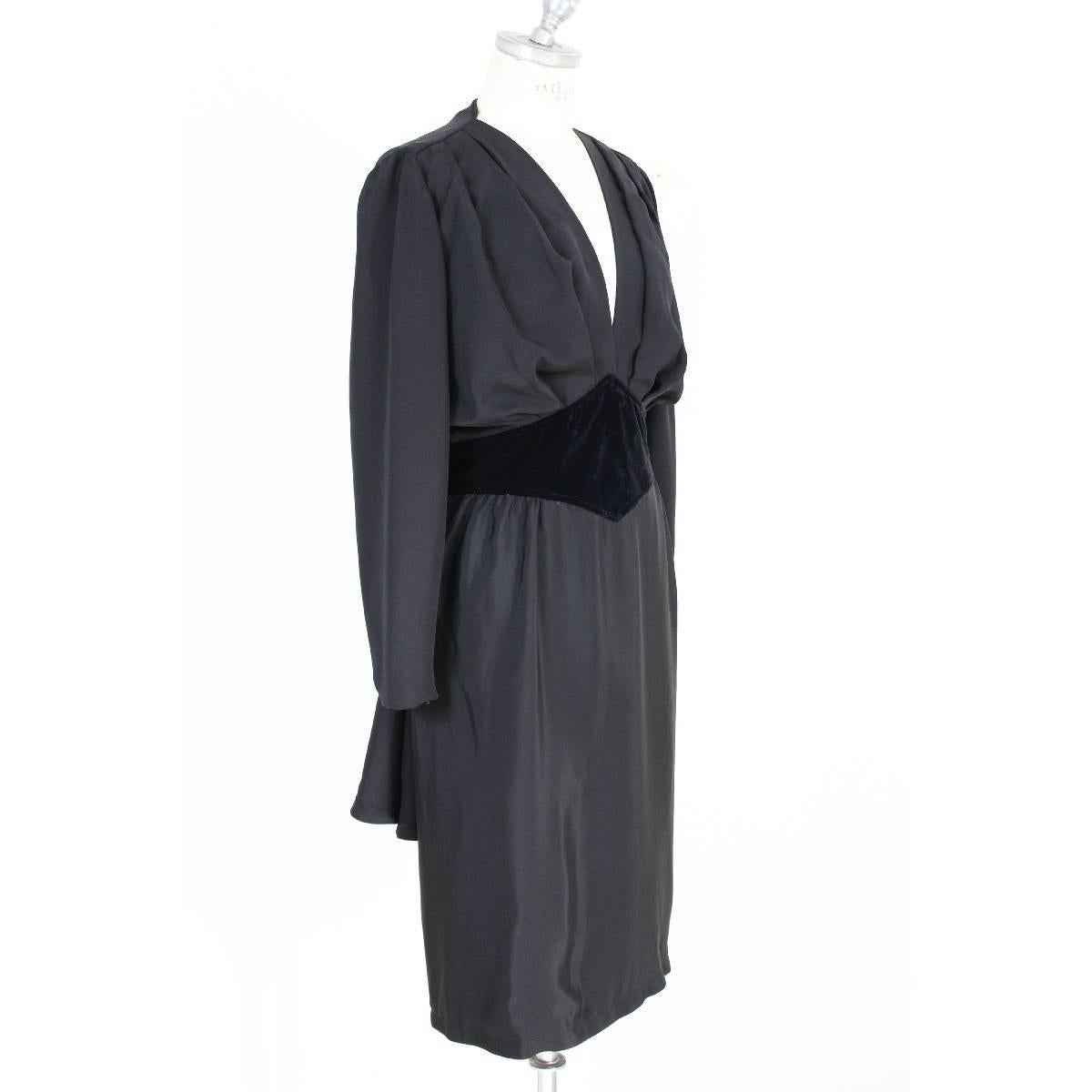 NWT Mario Borsato vintage evening silk black plisse dress women’s V-neck 1980s  In New Condition For Sale In Brindisi, IT
