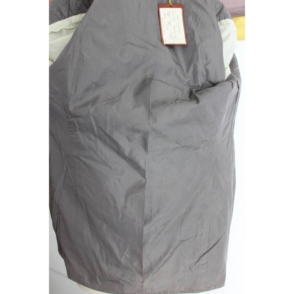 Men's Brioni vintage prince of wales men’s slim fit gray suit, made in italy For Sale
