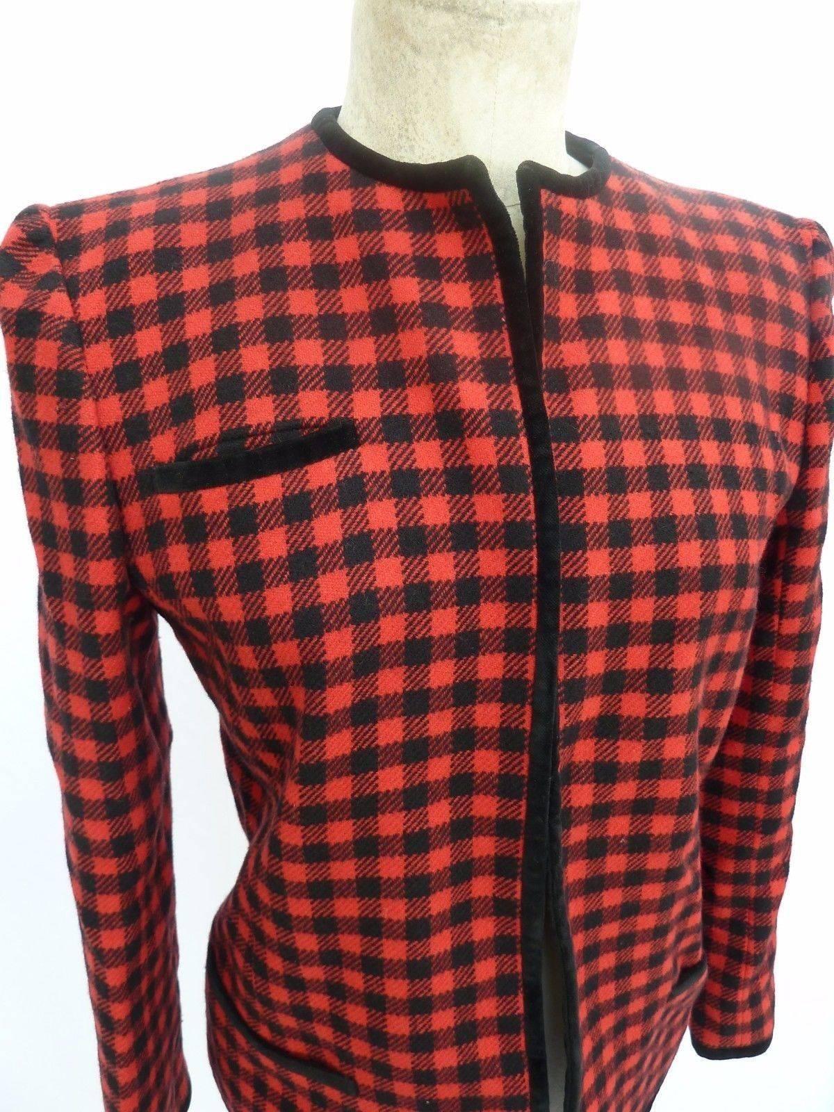 Women's Valentino Boutique Vintage 80s wool check jacket Black and red 100% wool Size 40 For Sale