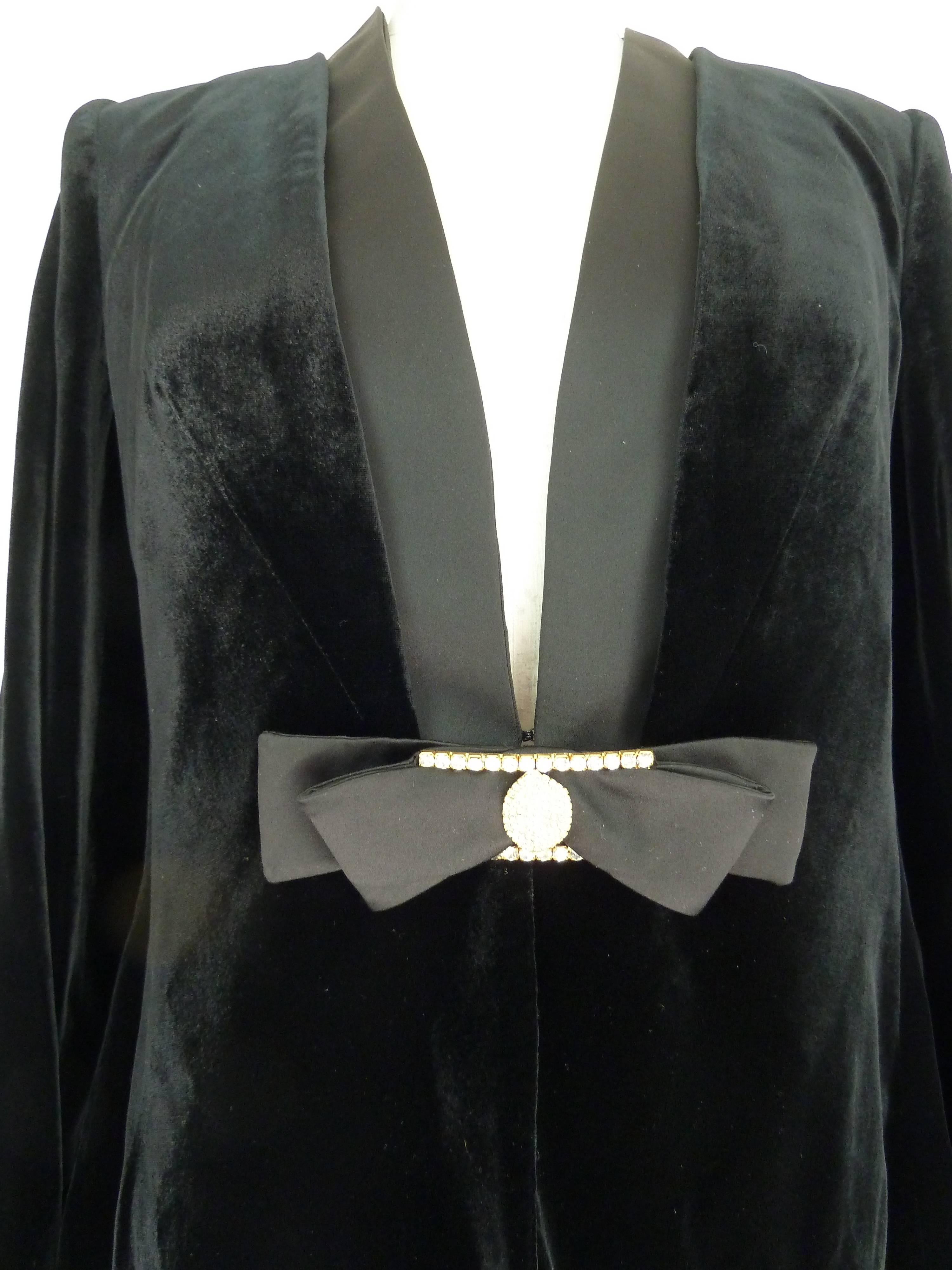 Luisa Spagnoli 1990s silk jacket women's black size 44 brooch swarovski gems For Sale 1