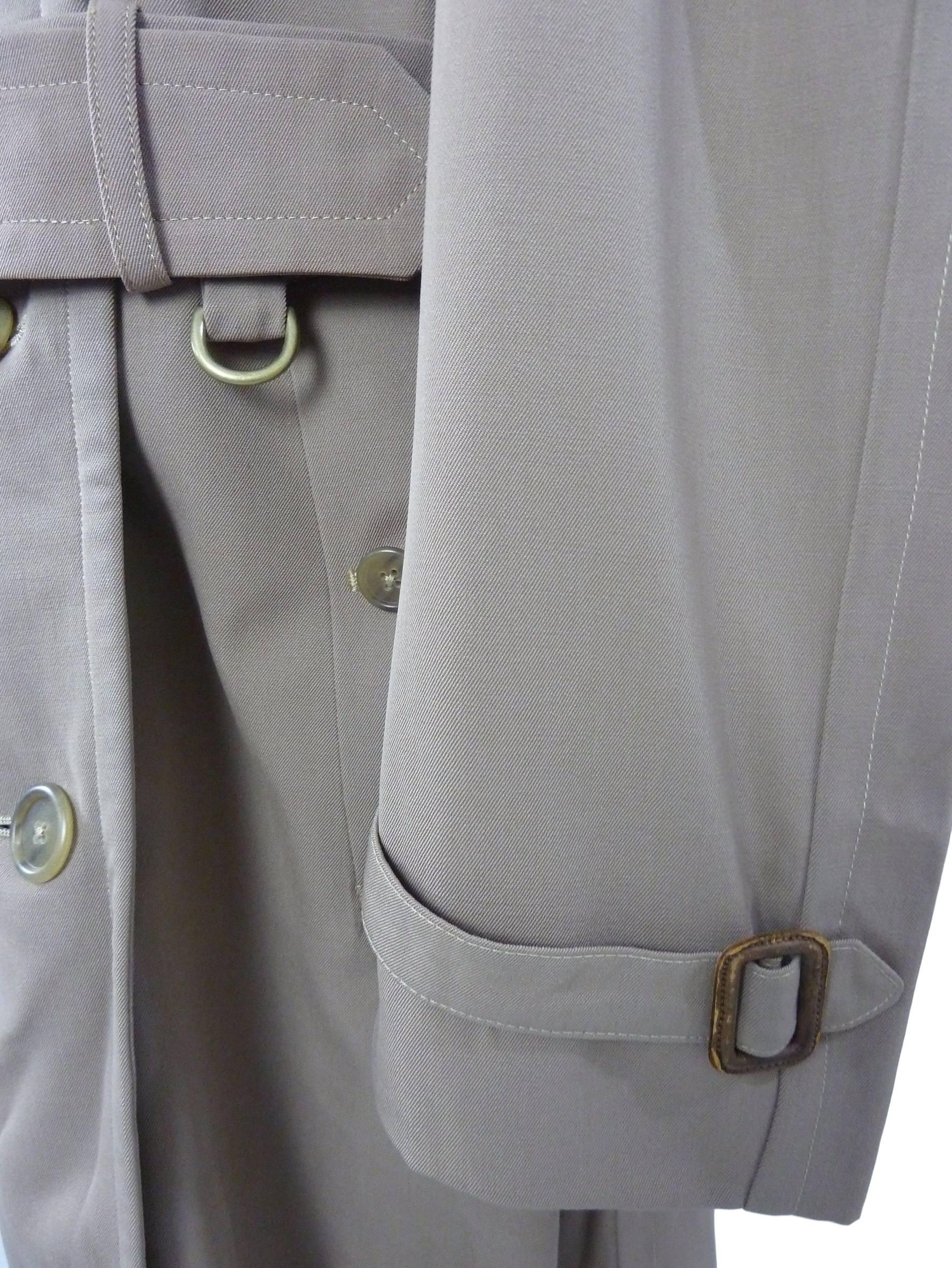 Beige Burberry 1980s trench coat men's beige size 38 reg raincoat long vintage