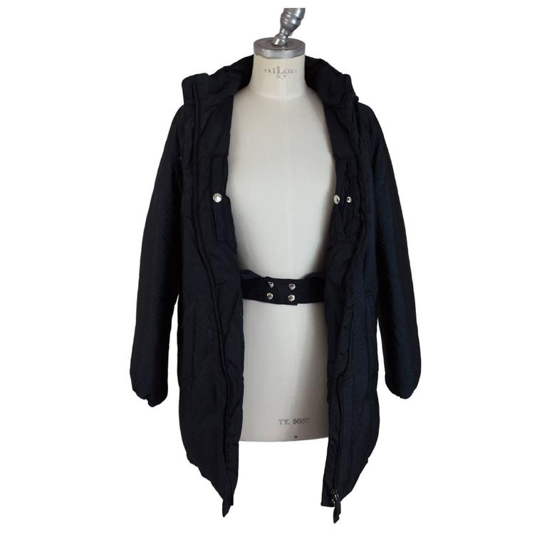 Prada long puffer quilted blue duck feathers herringbone coat size m ... Gamle spiseborde