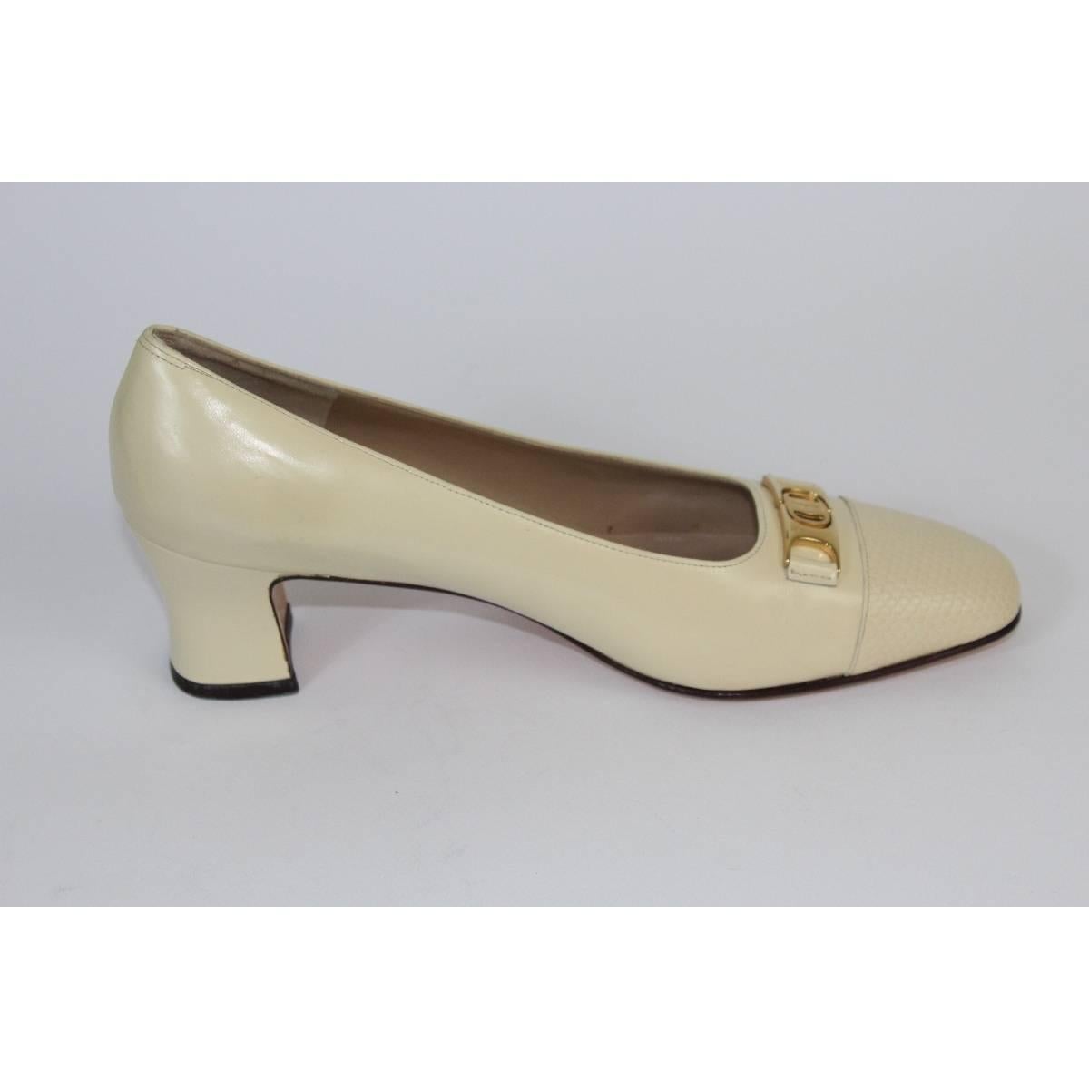 Beige Salvatore Ferragamo ivory leather shoes NWT women's size 9 us made italy new  For Sale