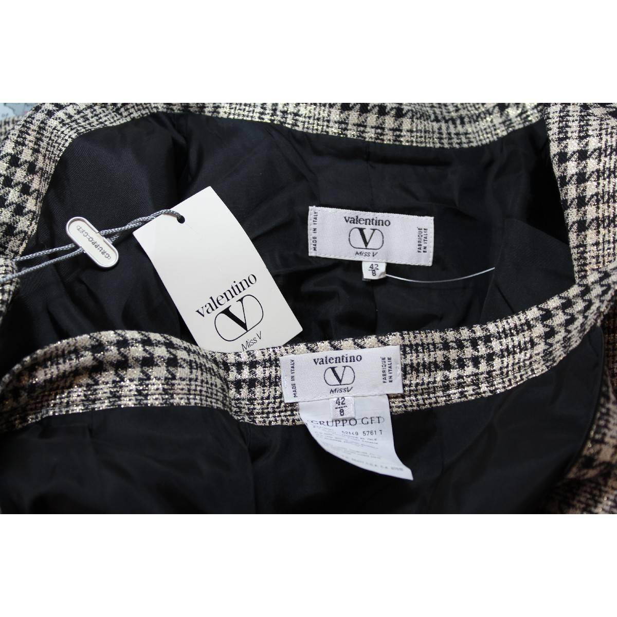 Valentino Pied De Poule Gray Wool Italian Skirt Suit, 1990s size 8 For Sale 3