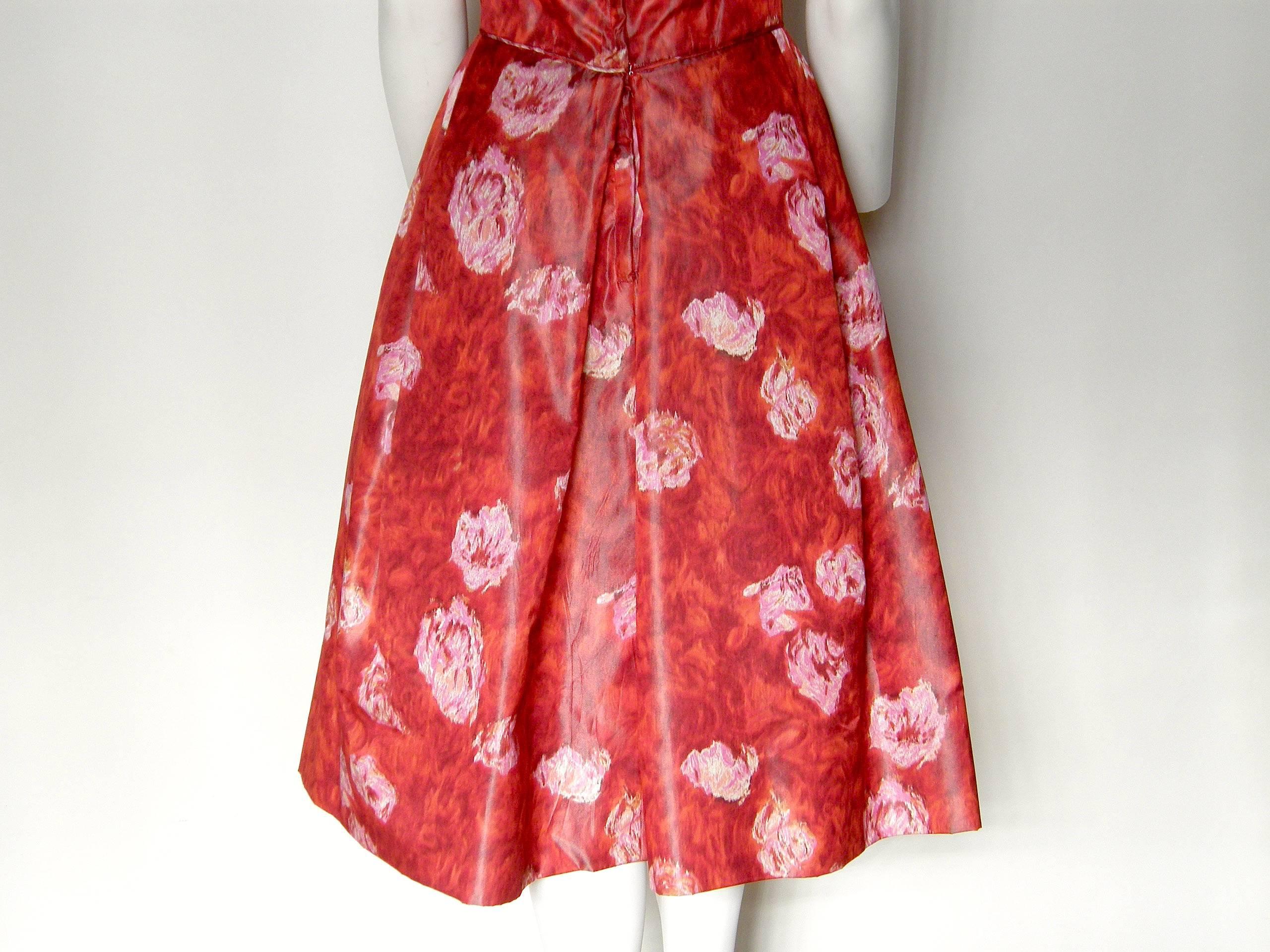 Silk Cocktail Dress Sleeveless with Red Roses Print Fabric For Sale 2