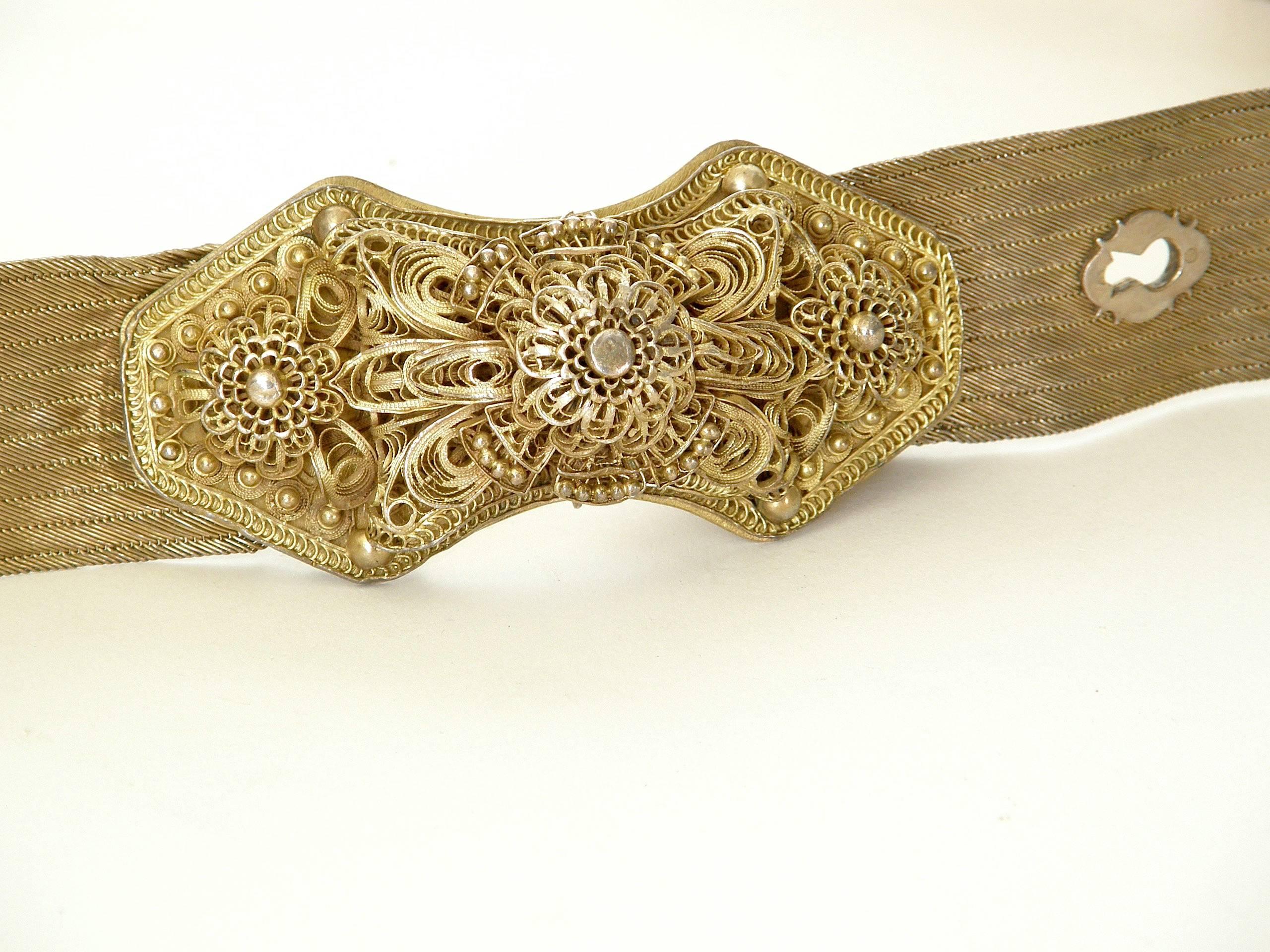 Brown Antique Woven Sterling Mesh Belt with Gold Wash and Elaborate Filigree Buckle For Sale